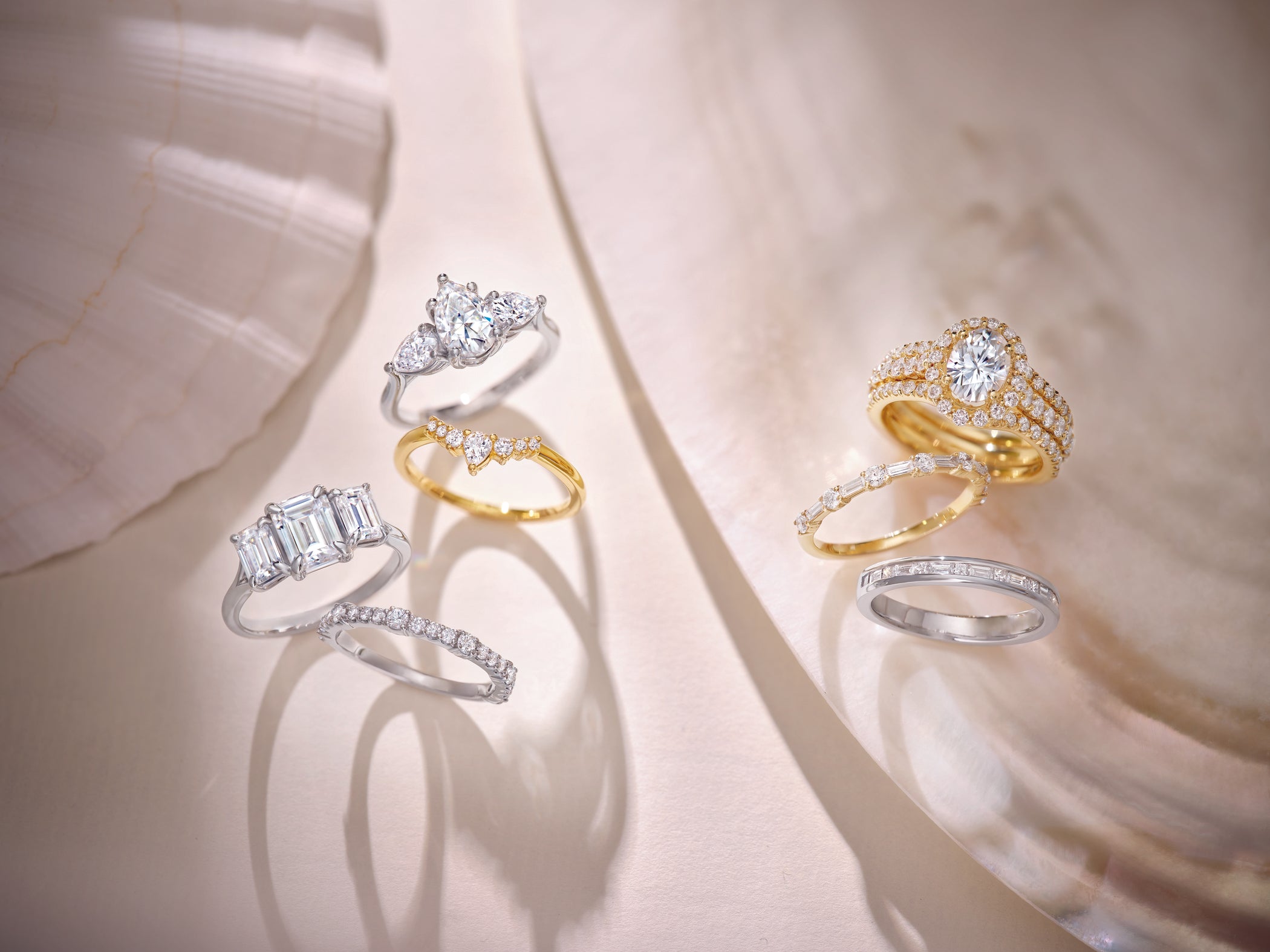 Amore Vintage Wedding Ring Set - Timeless Elegance
