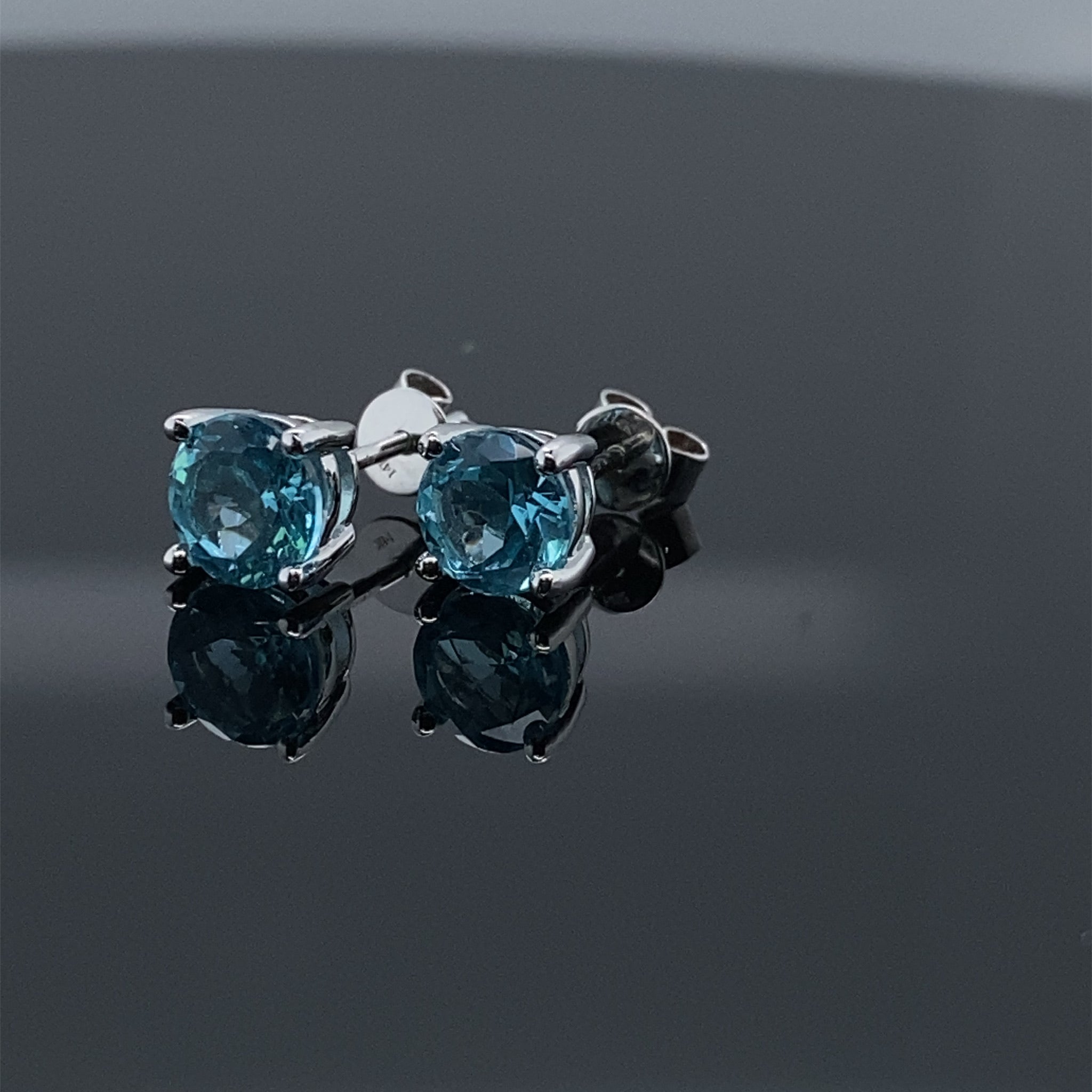 Apatite Stud Earrings 1.74ctw 14kW