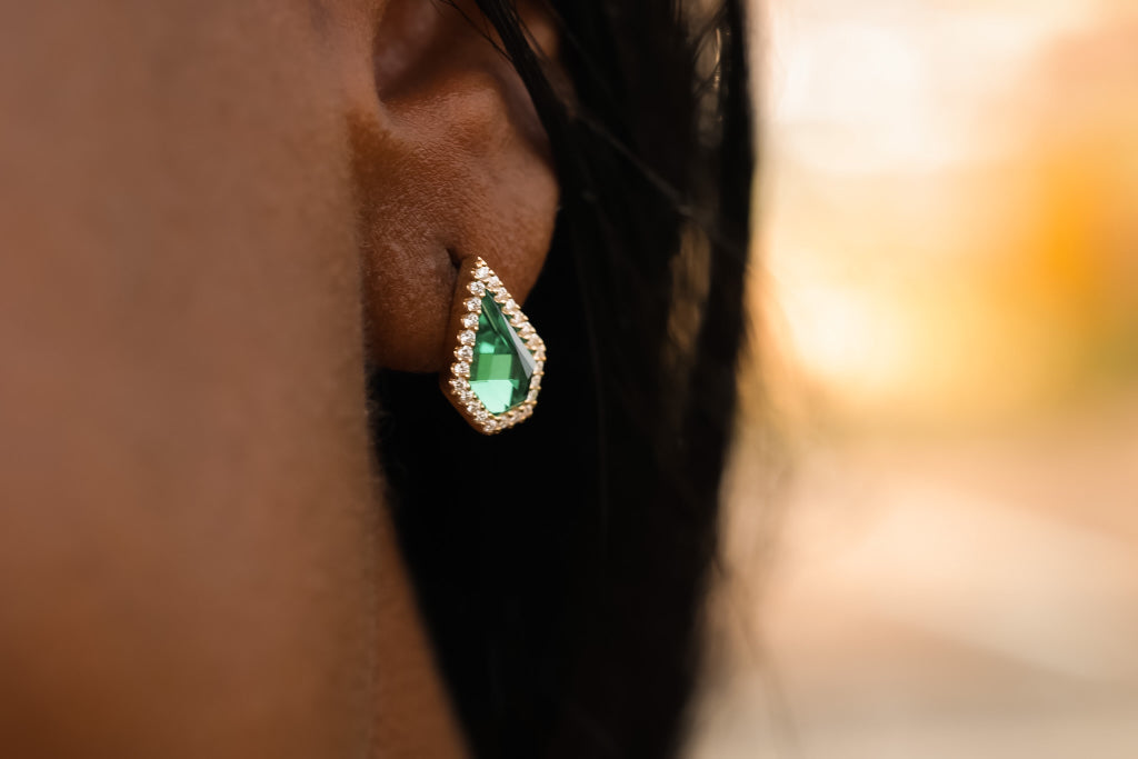 Jolly Green Quartz Gem Kite Shape Earrings