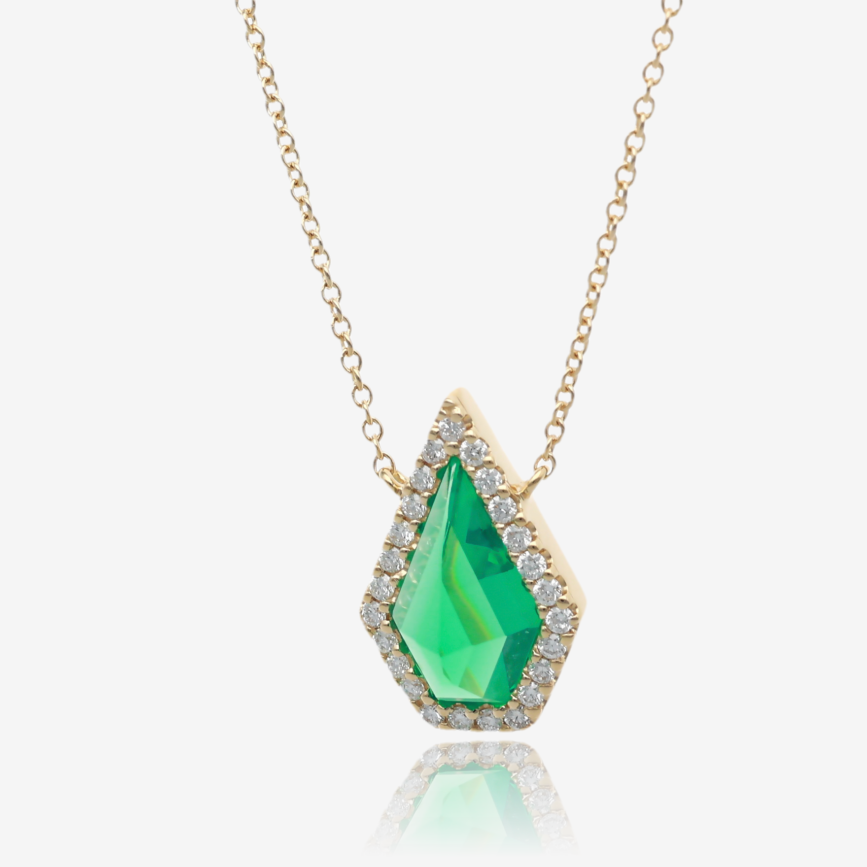 Jolly Green Quartz Gem Kite Shape Pendant