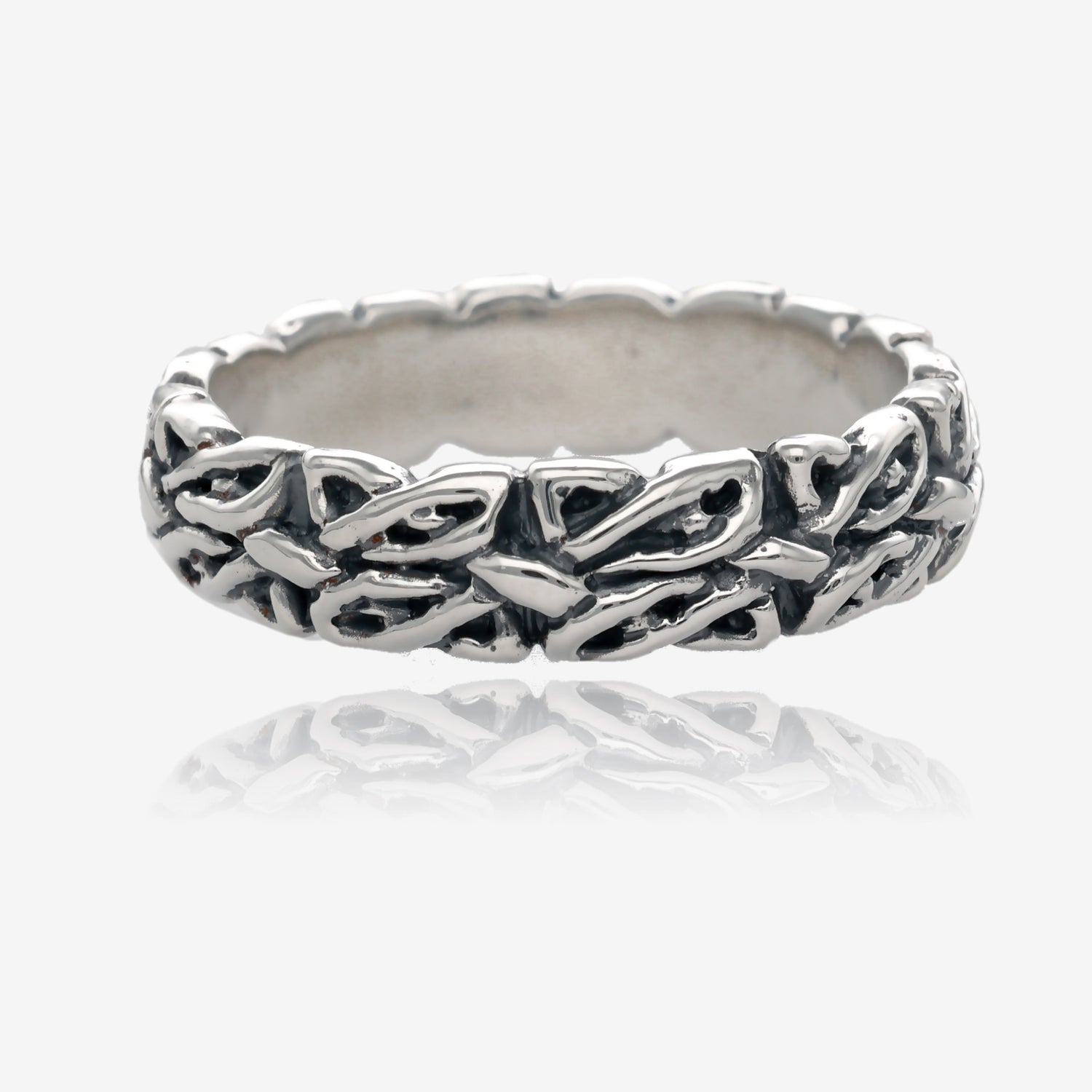 Four Point Celtic Knotwork Band in Silver