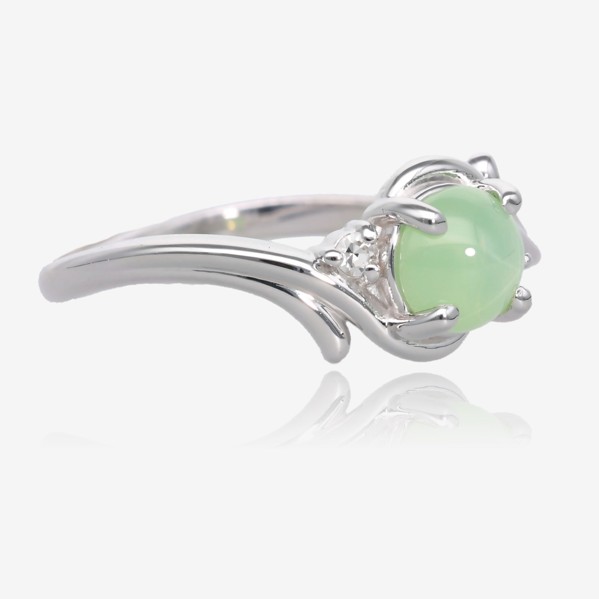 Sweetheart Mint Star Sapphire Ring in Silver