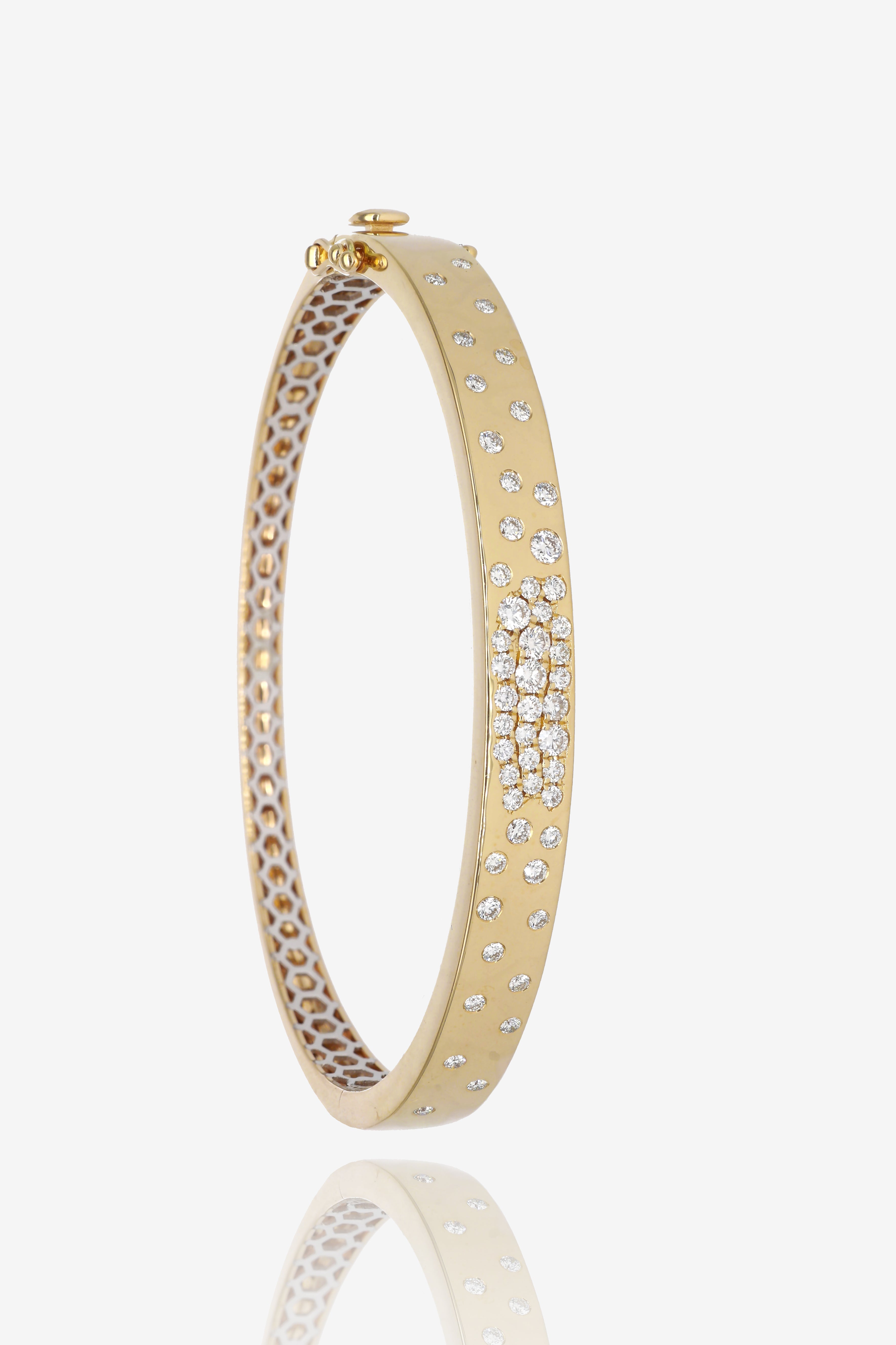 Starry Nights Pavé Diamond Hinged Gold Bangle Bracelet