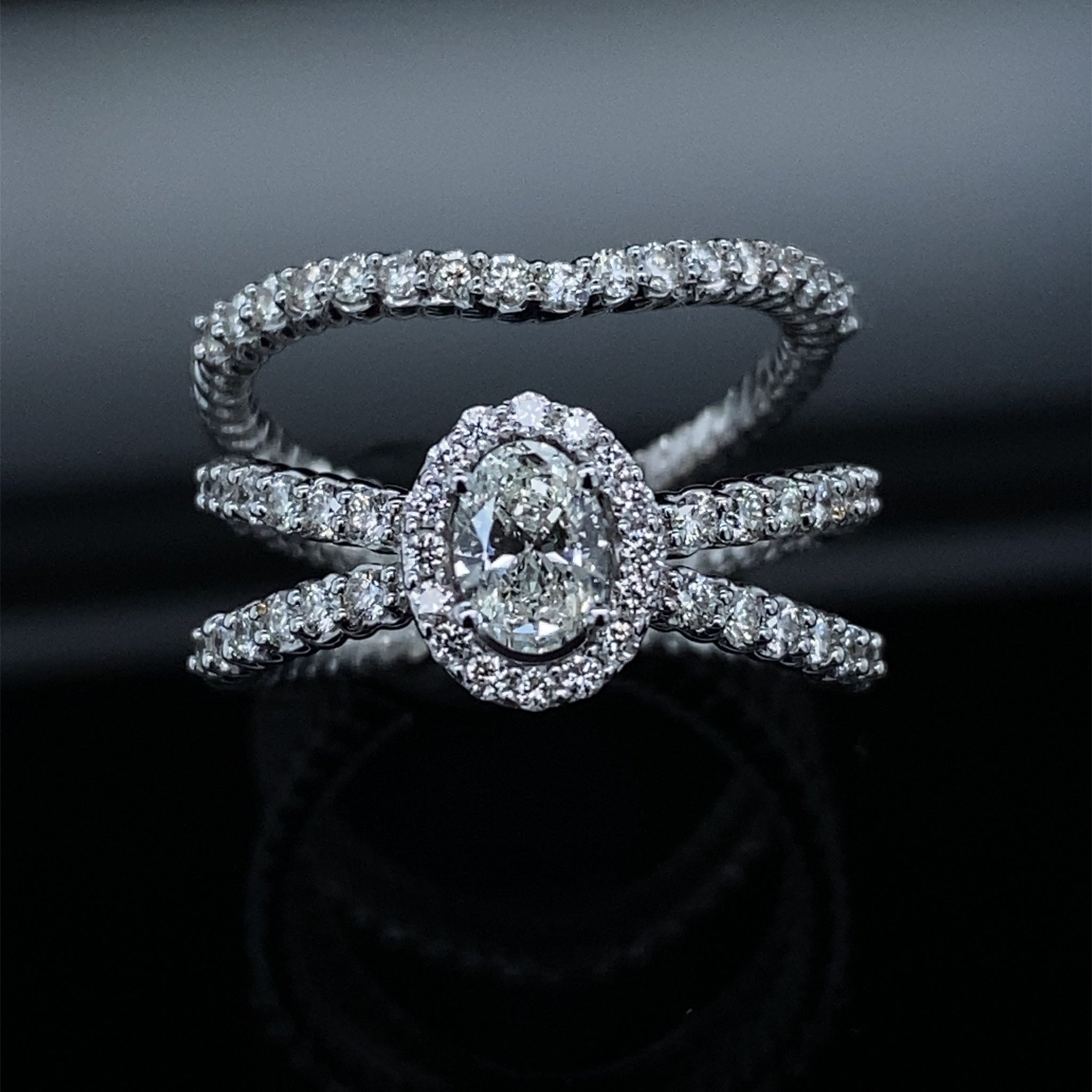 Rope V Halo Diamond Bridal Ring Set