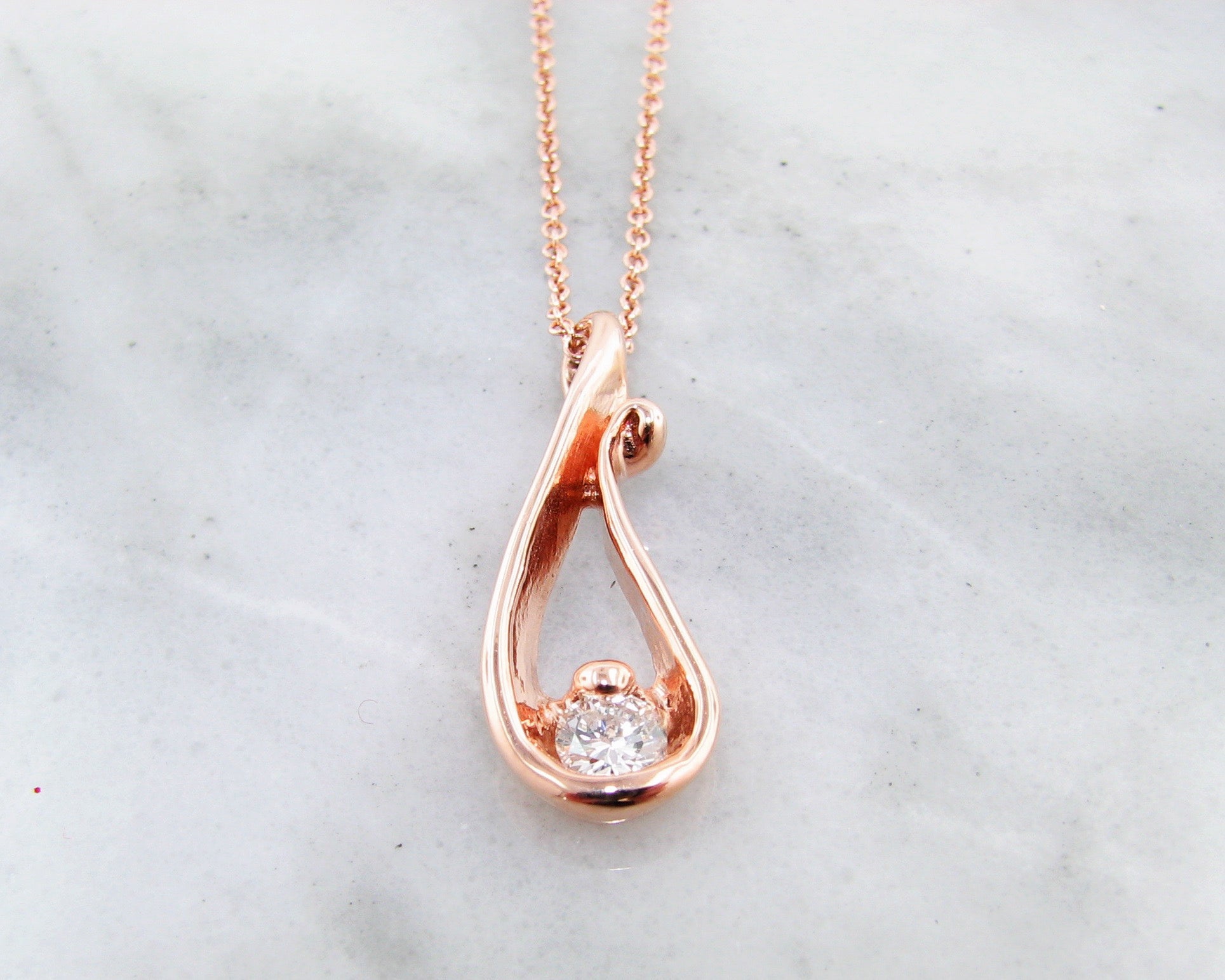 14K Rose Gold
.285ct TDW
SI1-H
18" Chain