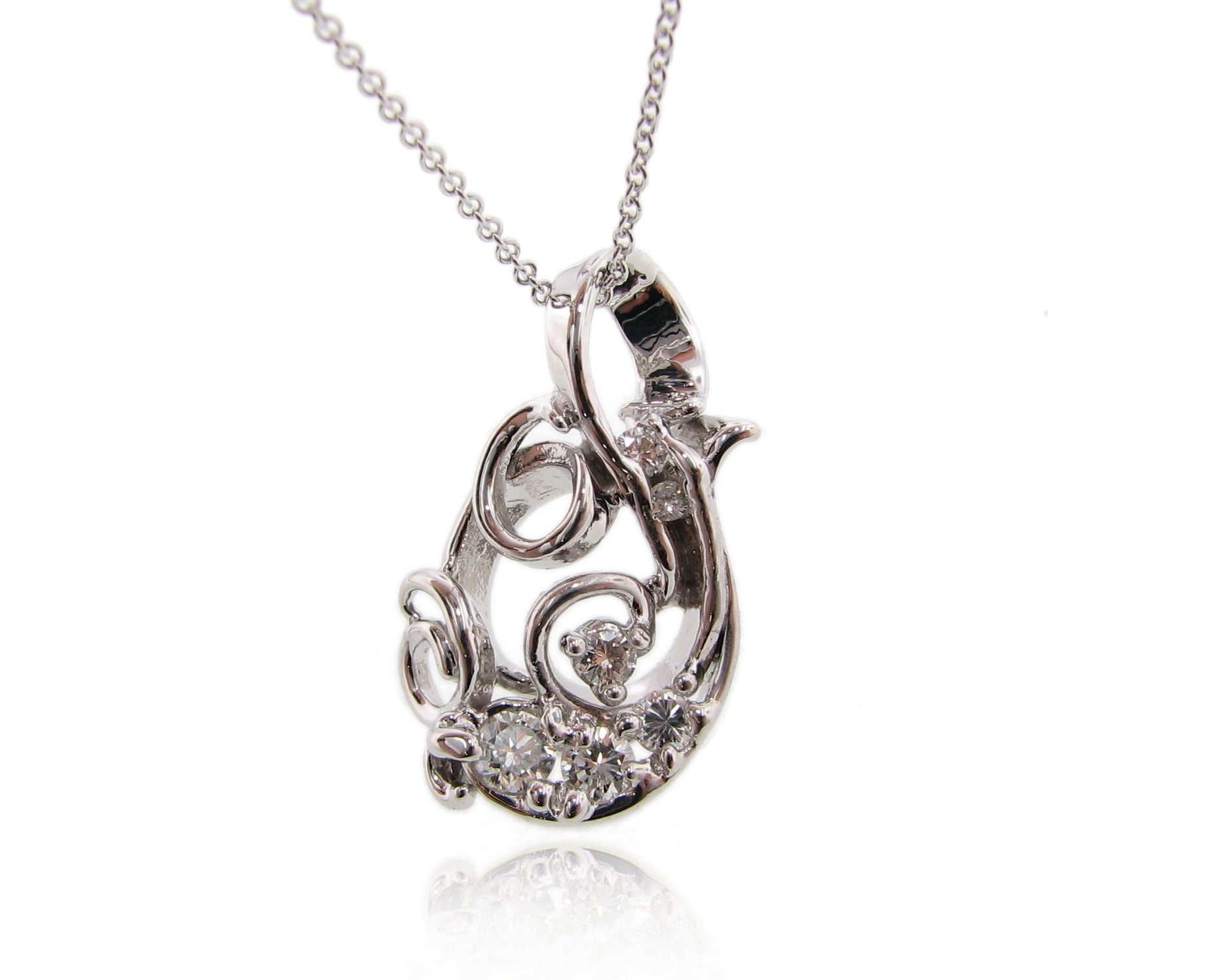 Sea Wind Pendant, White Gold & Diamond