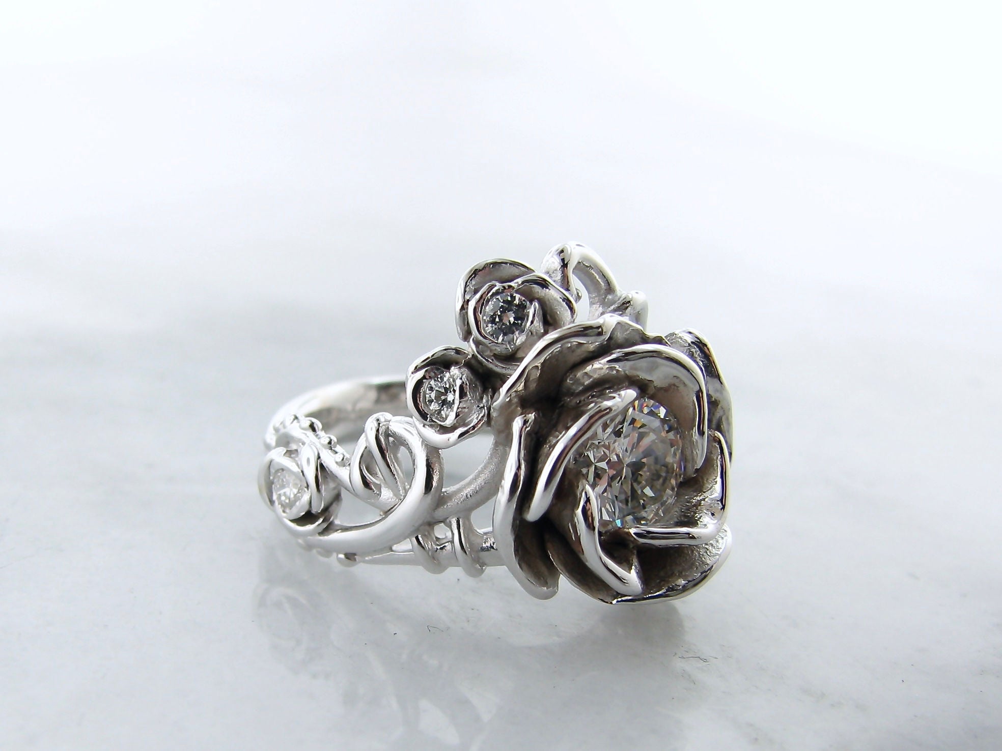 Aria Rose Bouquet Diamond Wedding Ring Set