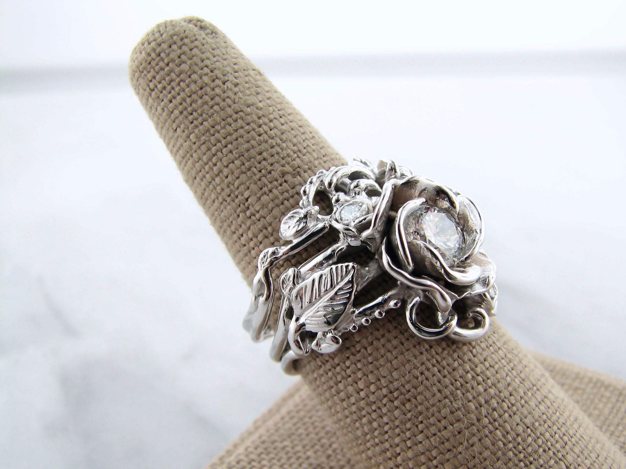 Aria Rose Bouquet Diamond Wedding Ring Set