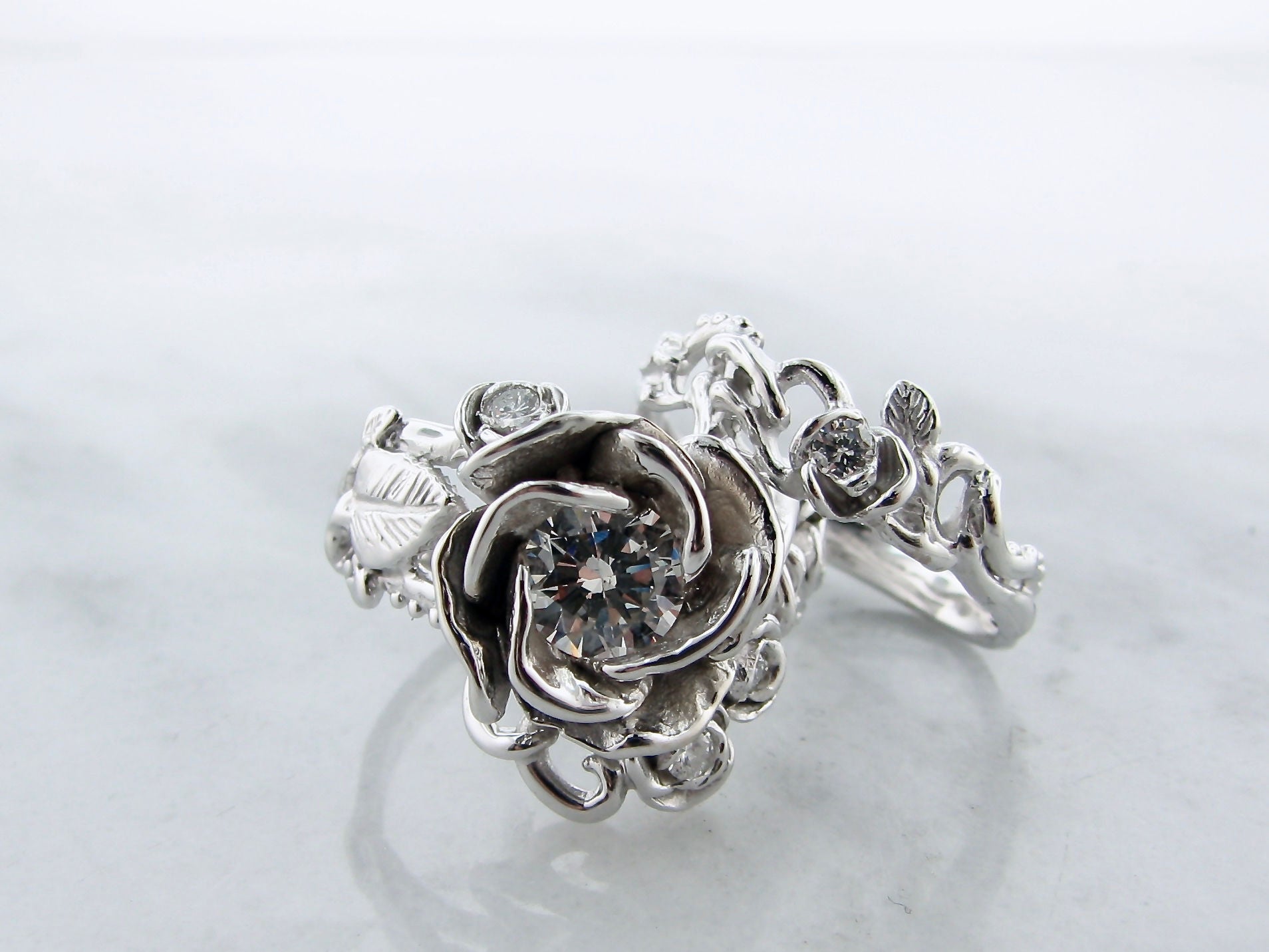 Aria Rose Bouquet Diamond Wedding Ring Set