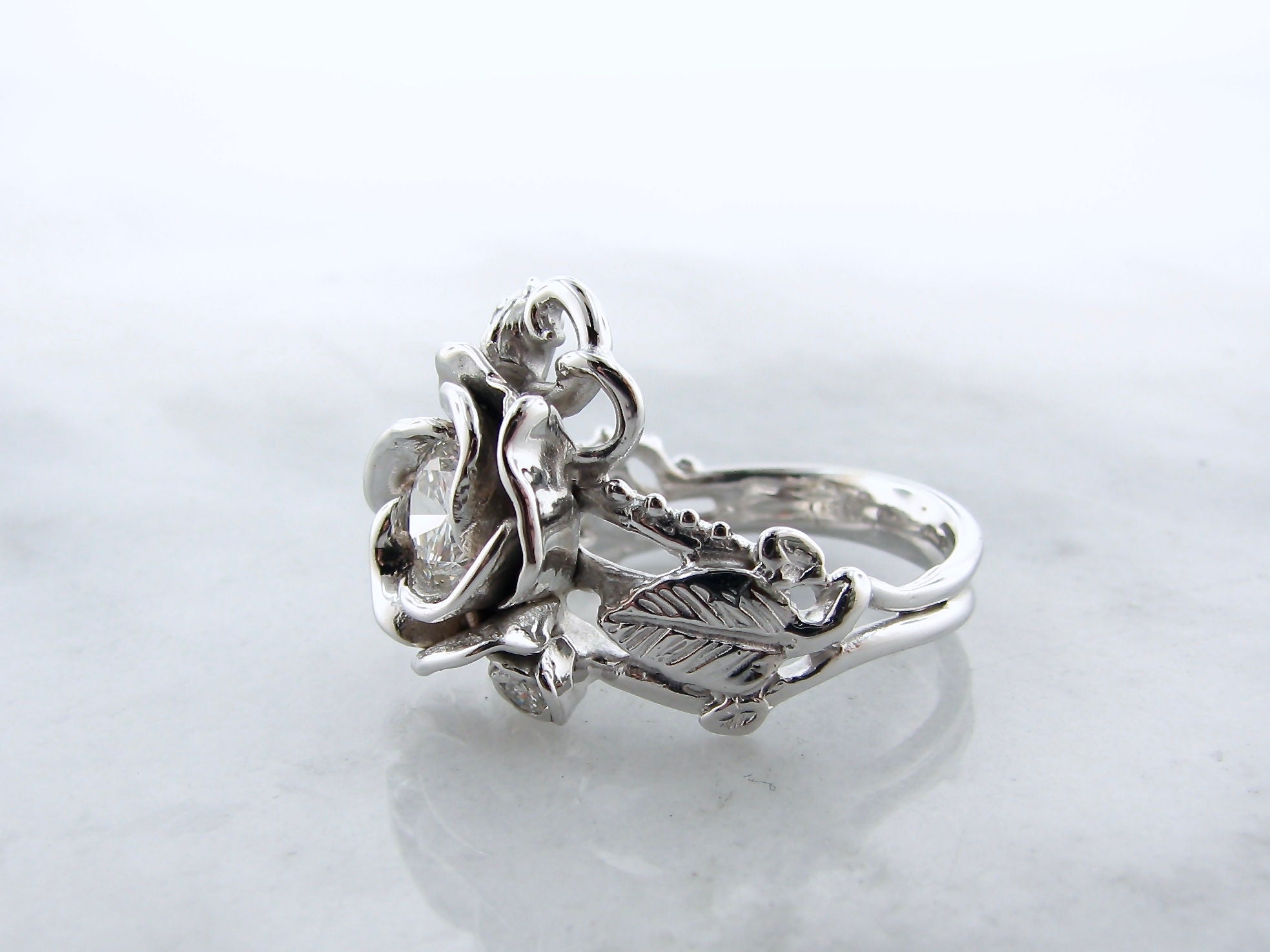 Aria Rose Bouquet Diamond Wedding Ring Set