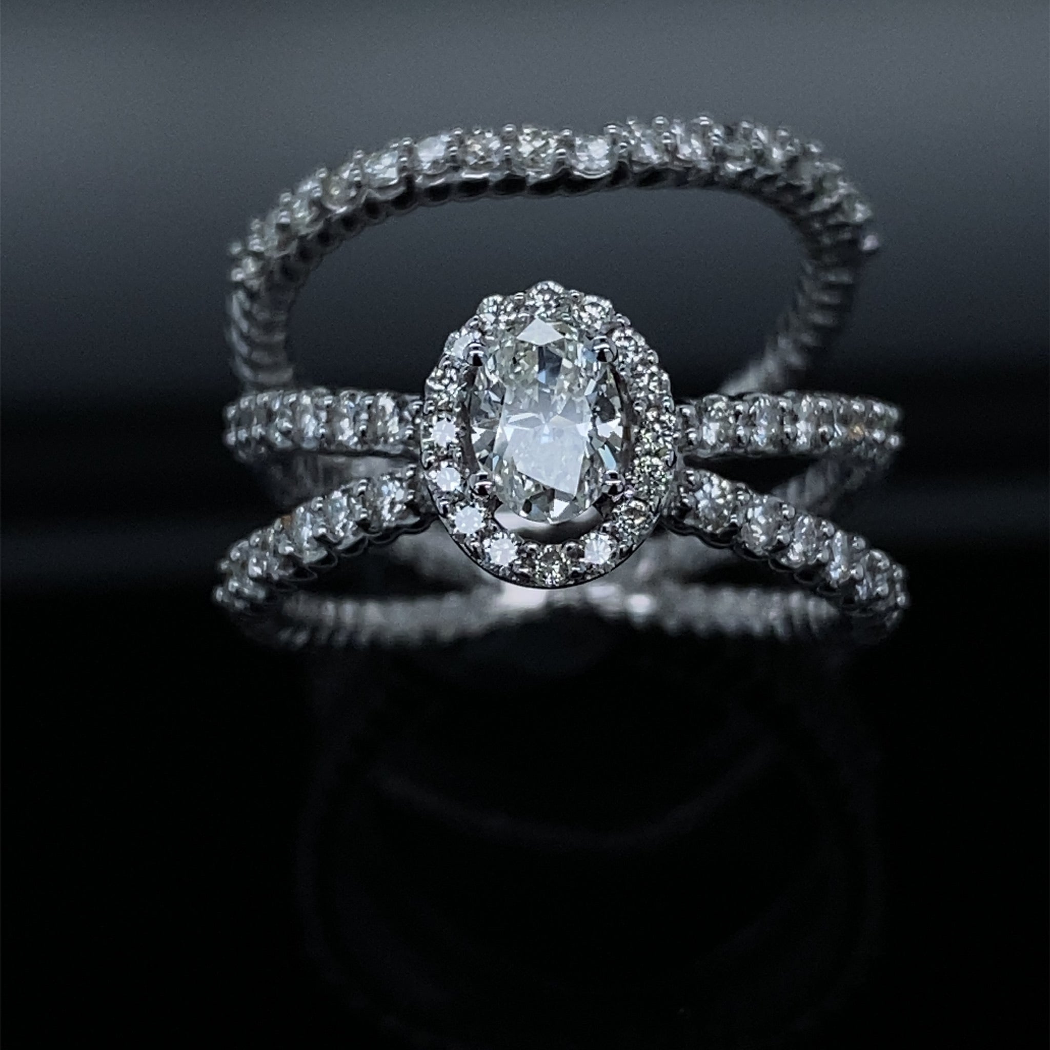 Rope V Halo Diamond Bridal Ring Set