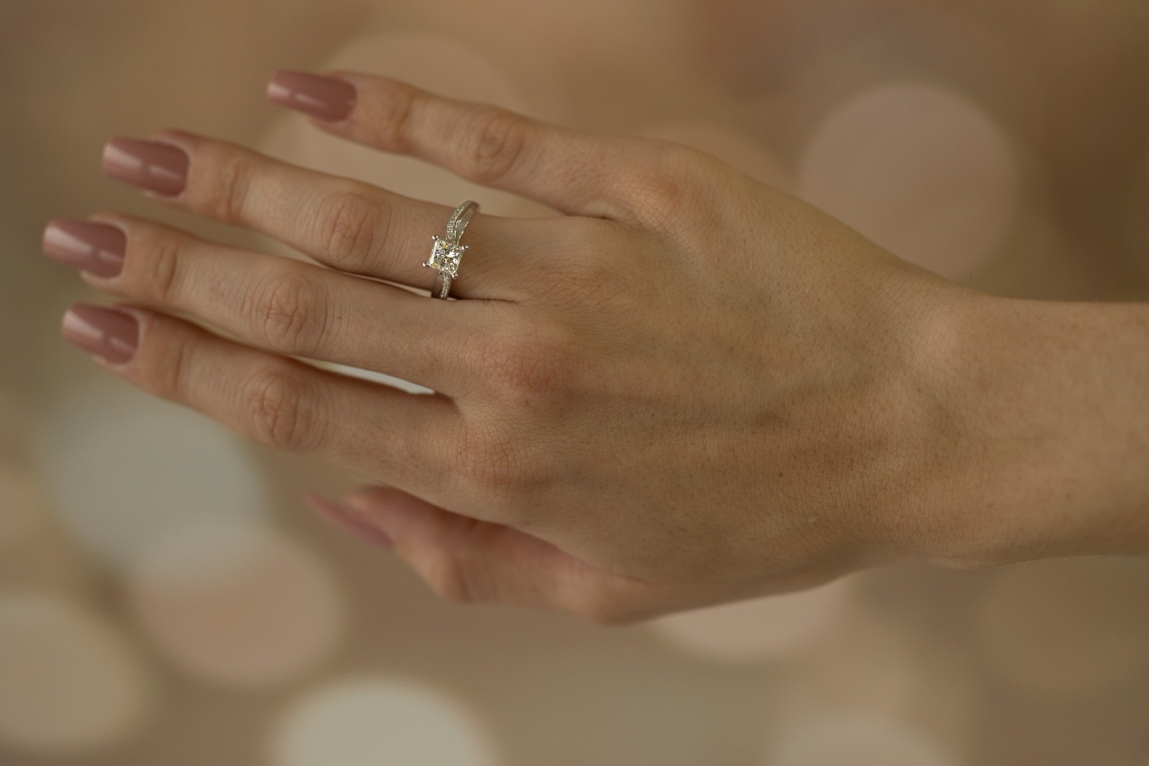 Brilliant Twist 1ct Princess Cut Wedding Ring