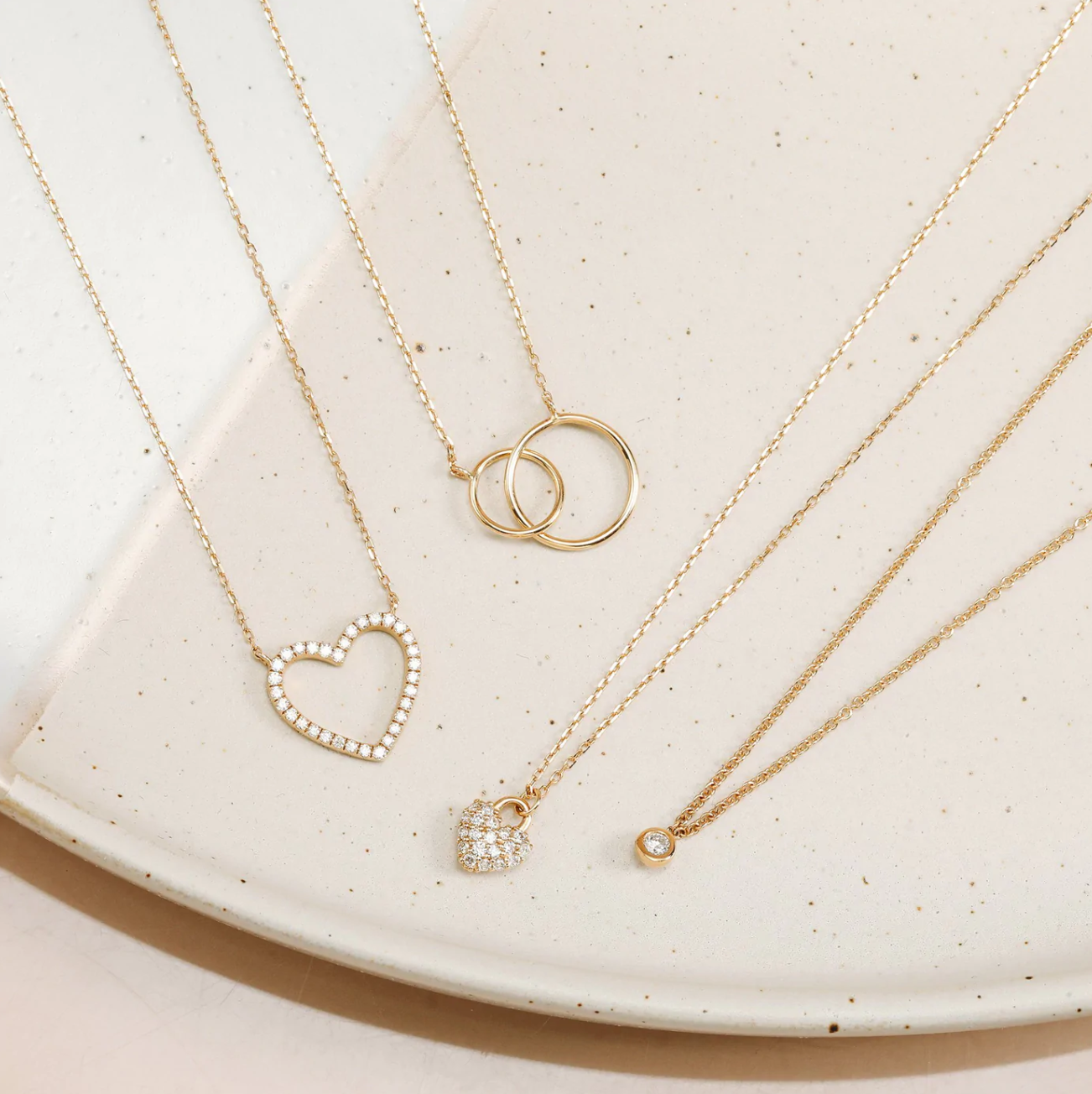 BRIA | Diamond Solitaire Pendant