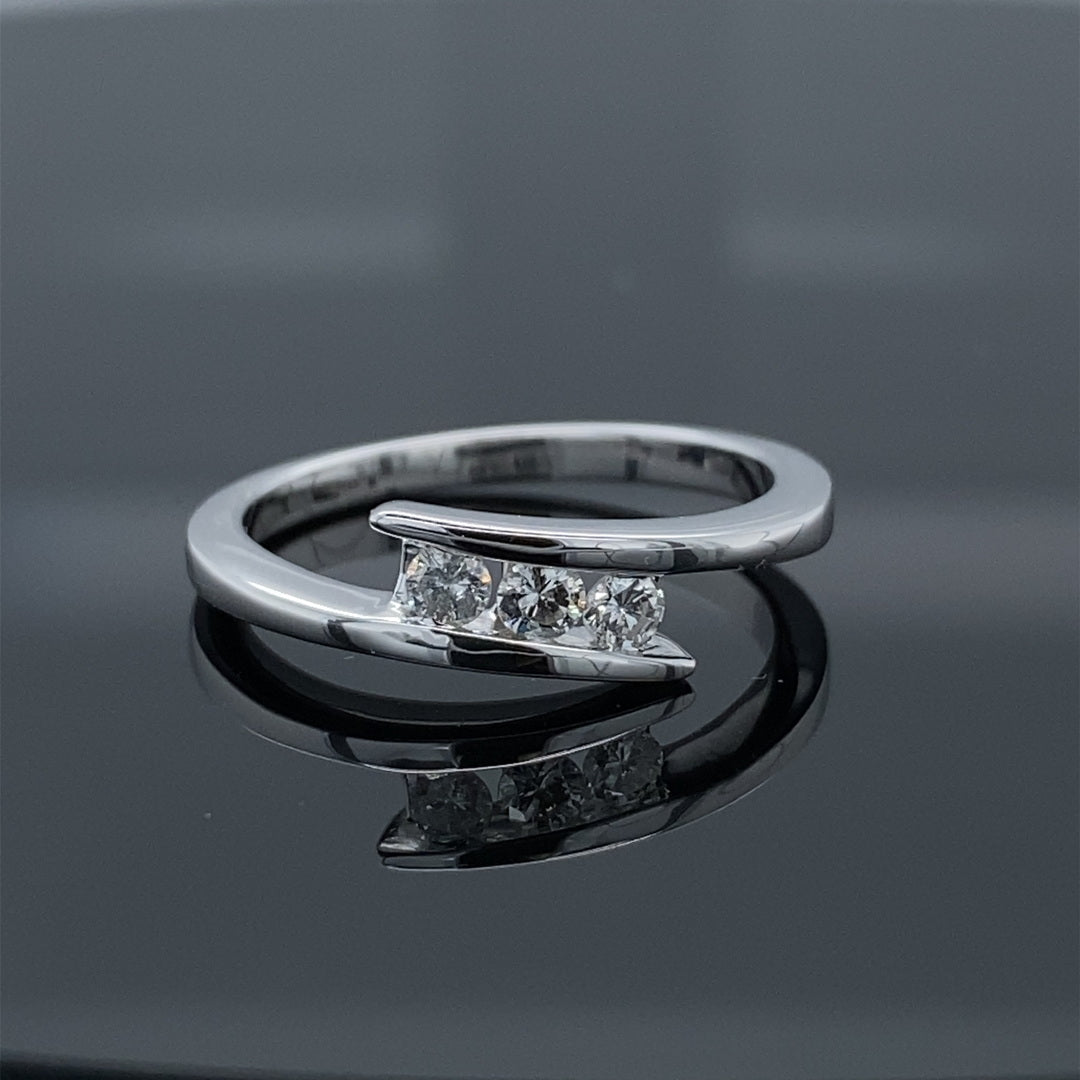Sleek Three Stone Diamond Bypass Ring 1ct