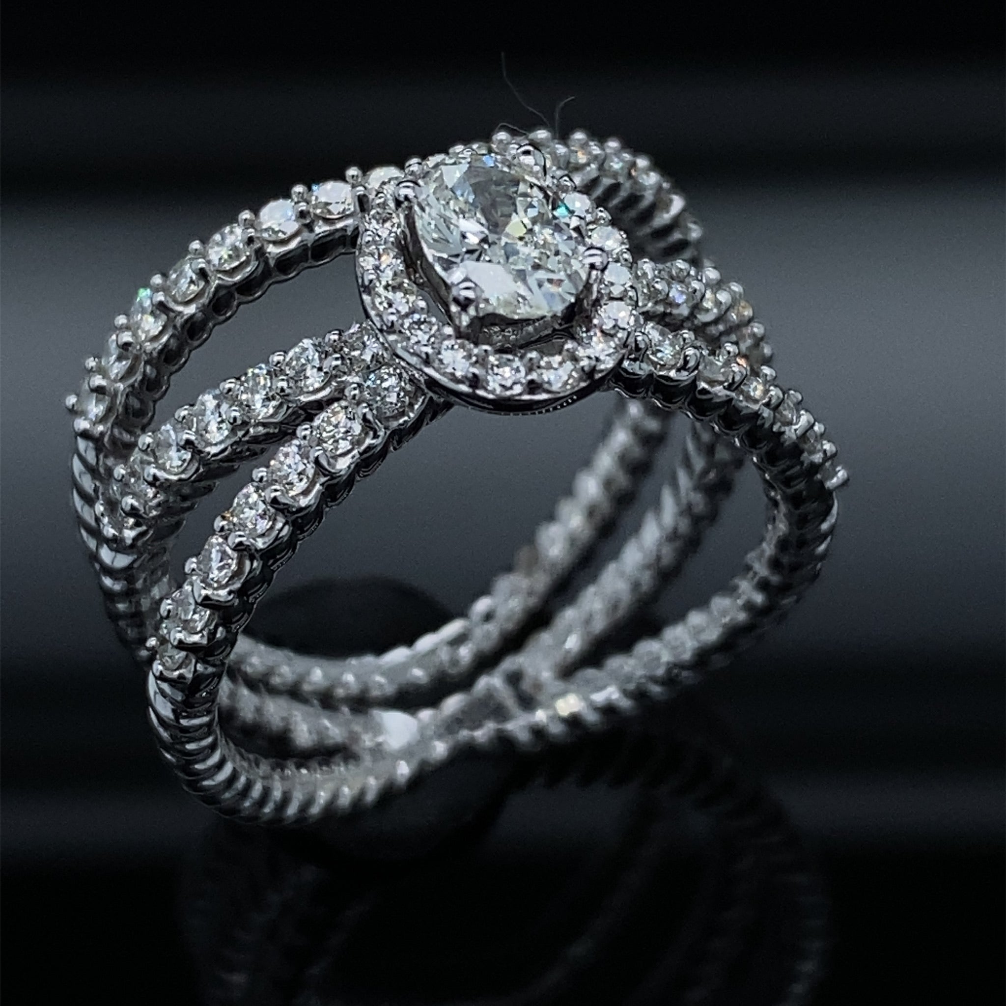 Rope V Halo Diamond Bridal Ring Set