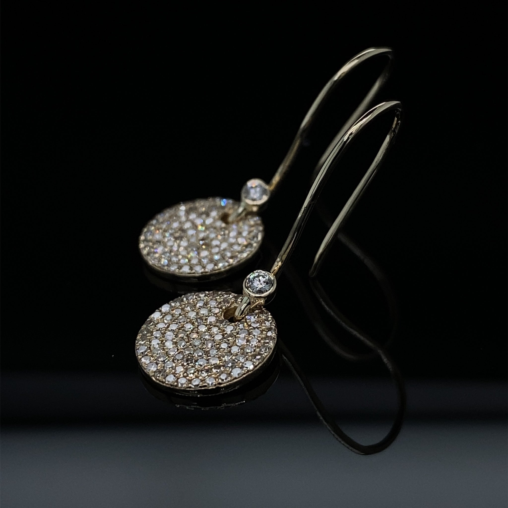 .69ct Shimmering Disc Dangle Earring Yellow Gold