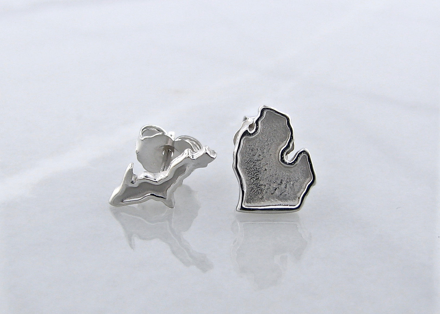 michigan-silver-post-earrings-wexford-jewelers