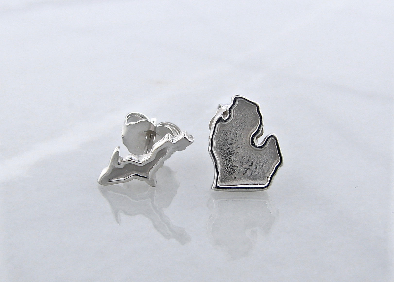 michigan-silver-post-earrings-wexford-jewelers