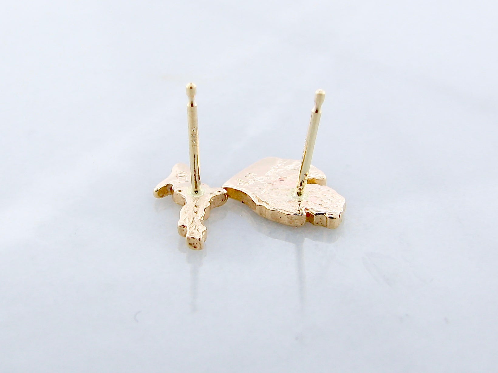 yellow-gold-earring-studs-michigan-shaped-jewelry