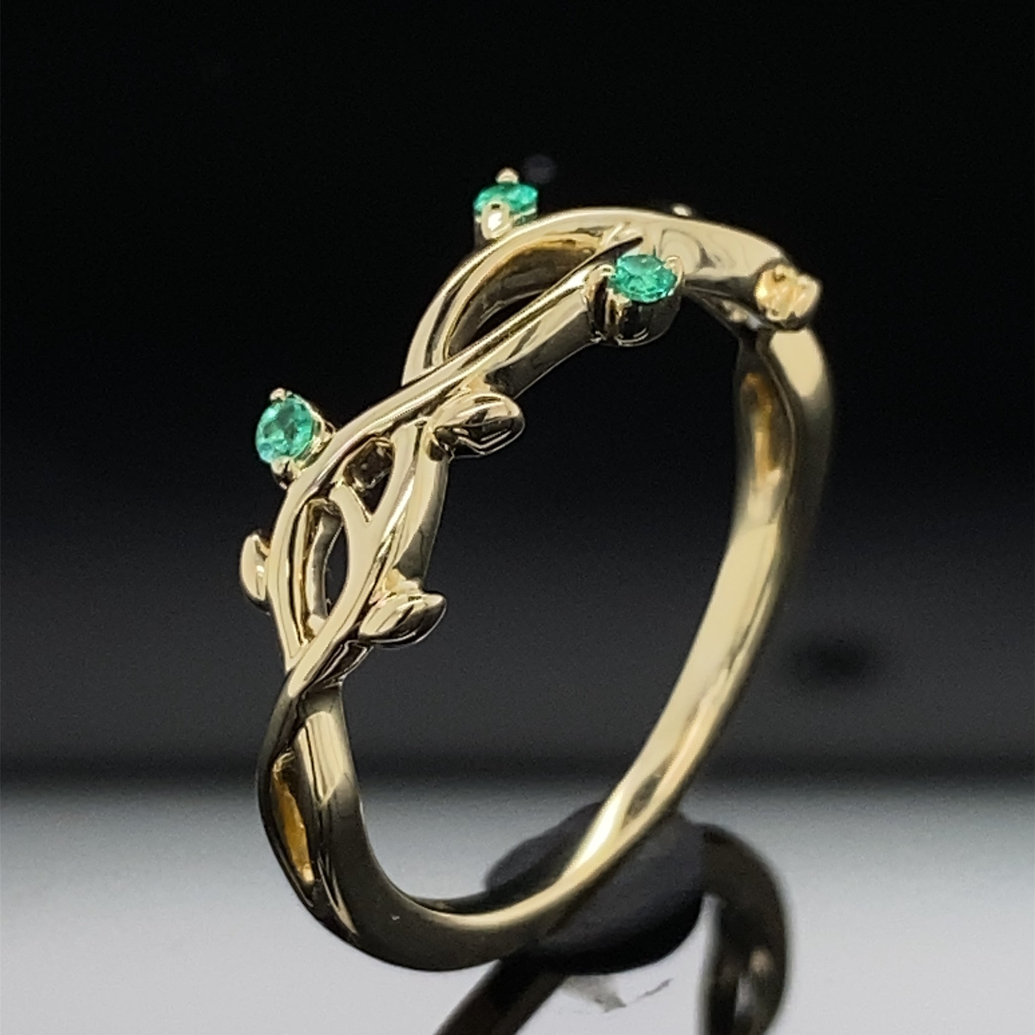 Leaves of Emerald Vines of Gold Ring