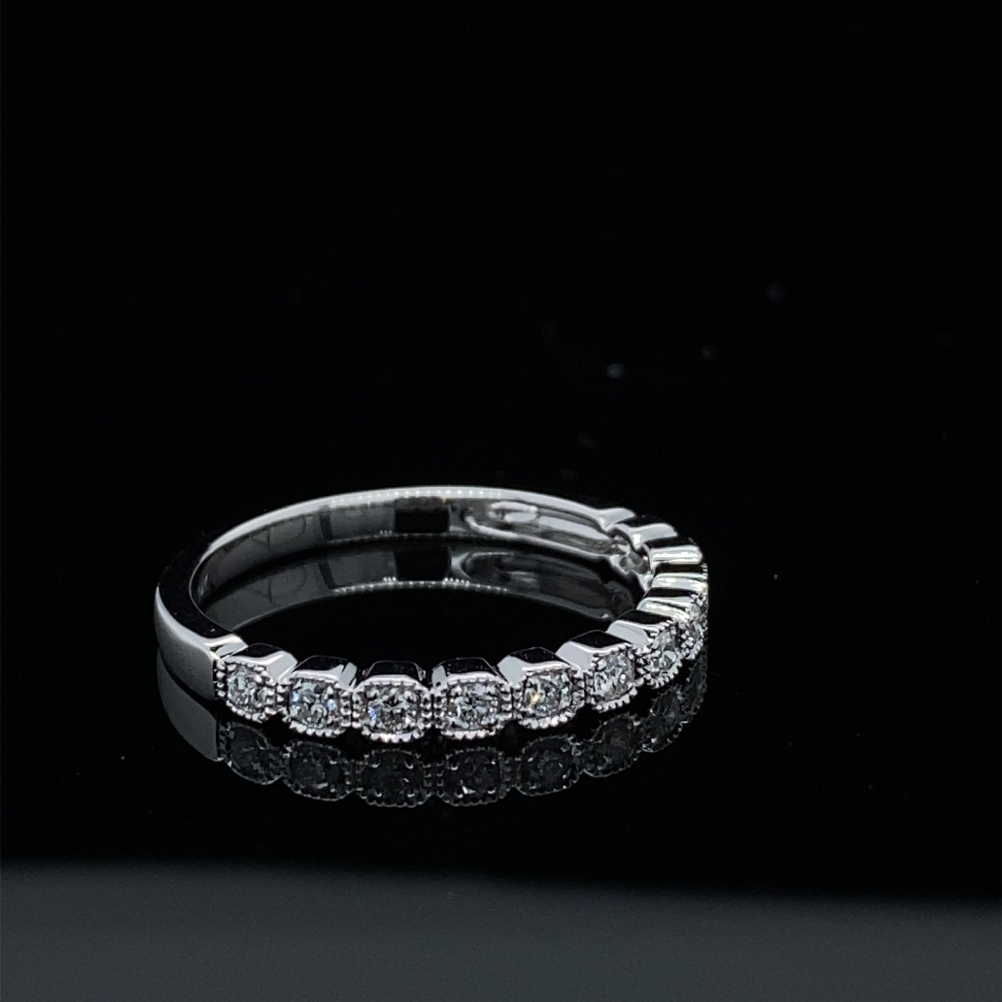 Micro Cushion Look Diamond Band