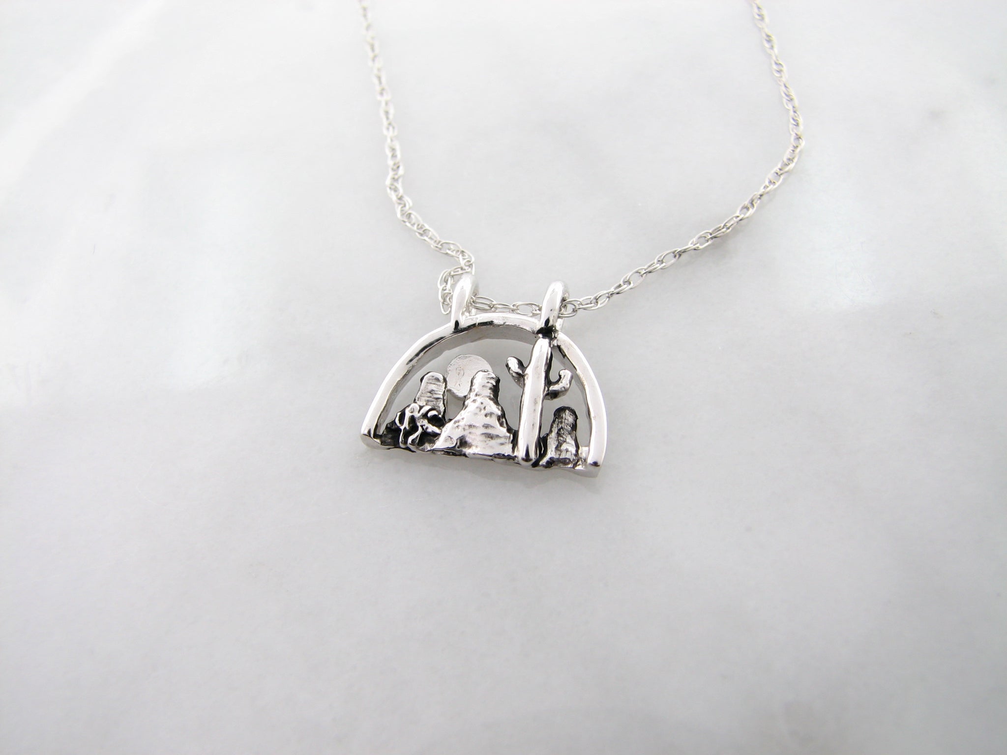 arizona-jewelry-small-pendant-chain-sterling