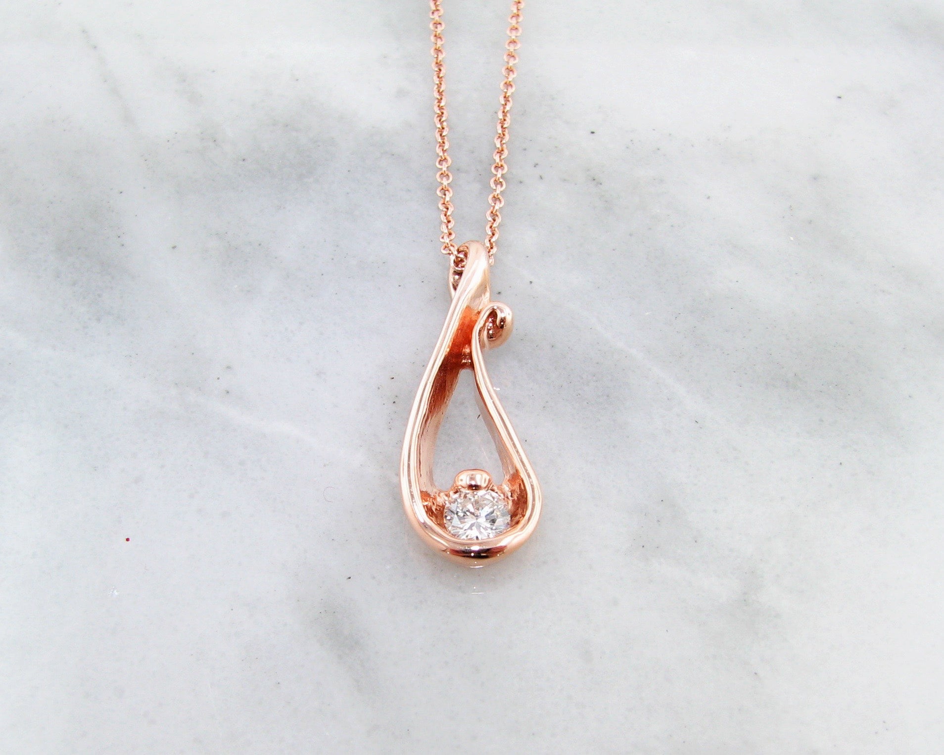 14K Rose Gold
.285ct TDW
SI1-H
18" Chain