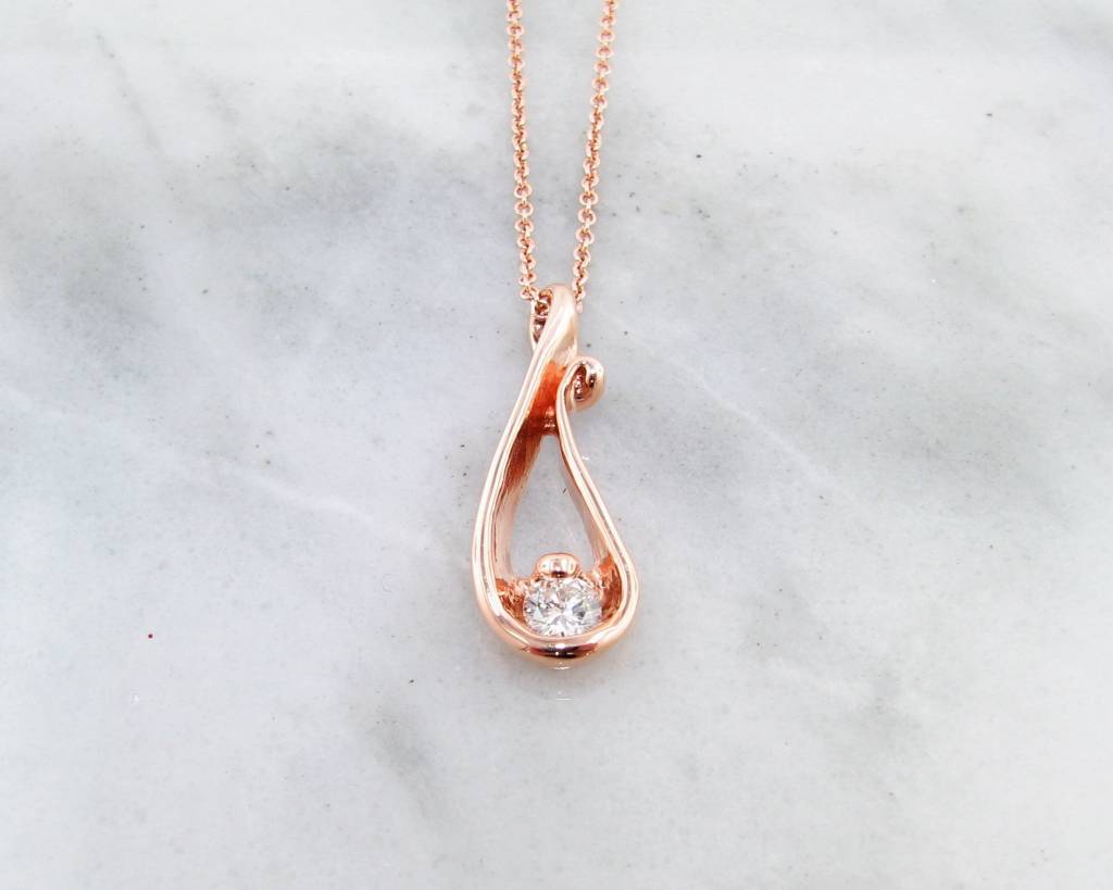 14K Rose Gold
.285ct TDW
SI1-H
18" Chain