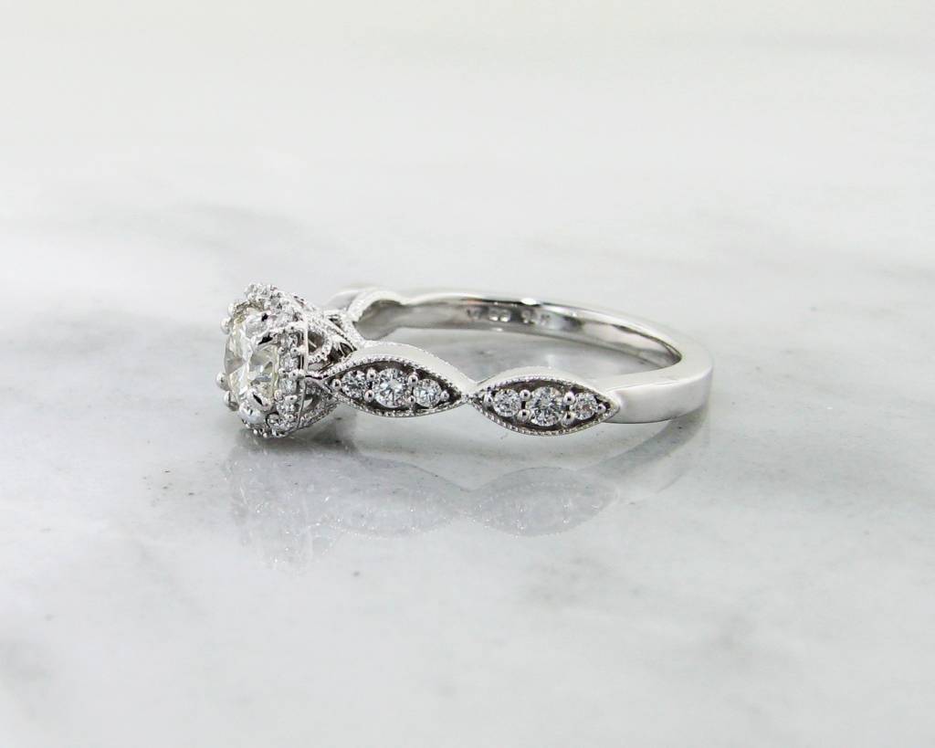 Available for sizes 6-8*Enter your finger size in purchase comments*
0.89ct TDW
14K White Gold