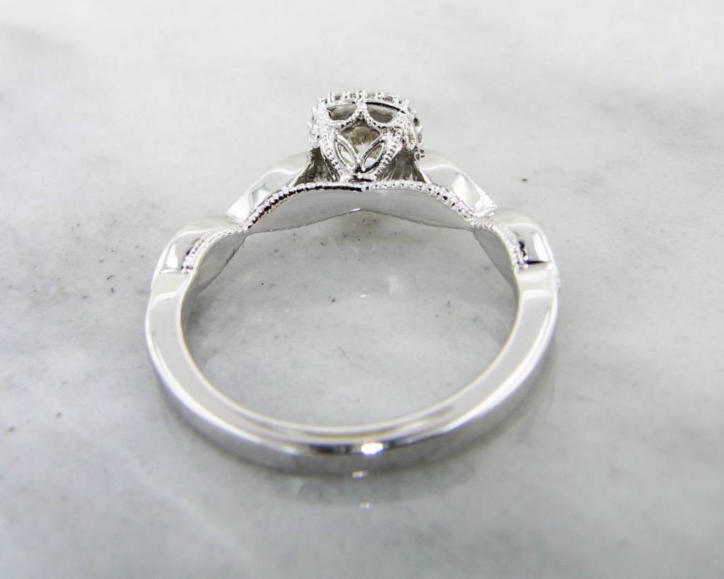 Available for sizes 6-8*Enter your finger size in purchase comments*
0.89ct TDW
14K White Gold