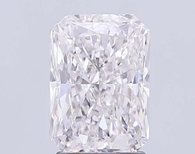 2.50ct Radiant Lab Grown Diamond (Colour F, Clarity VS1, IGI Certified)