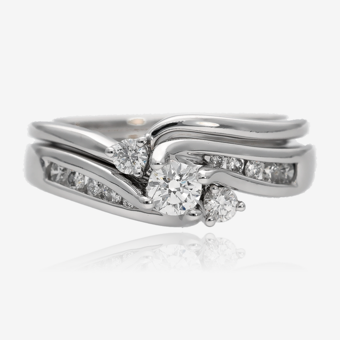 0.50ctw Twist Interlocked Diamond Wedding Set