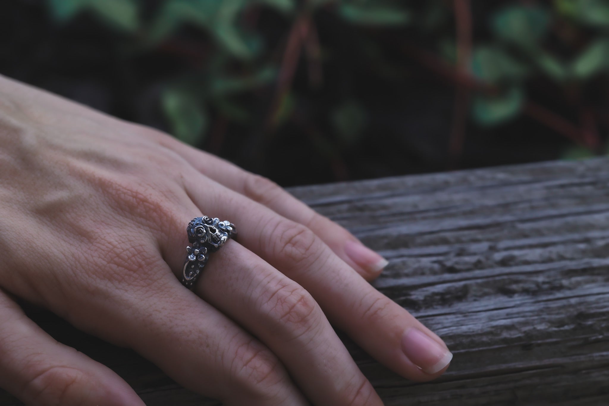 Calavera Sugar Skull Daisy Silver Ring