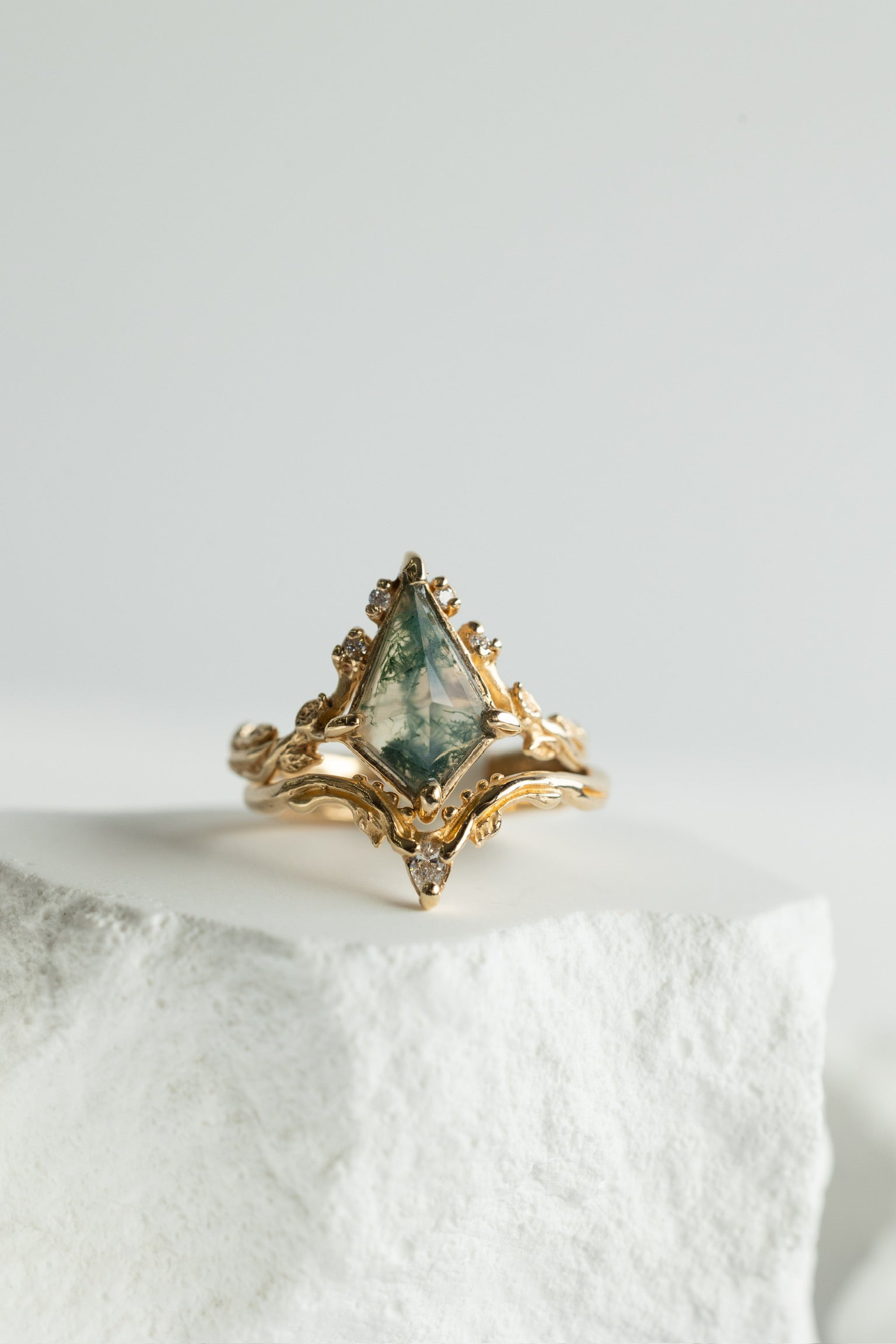 Faerie Crown Moss Agate Gold Wedding Set – Wexford Jewelers