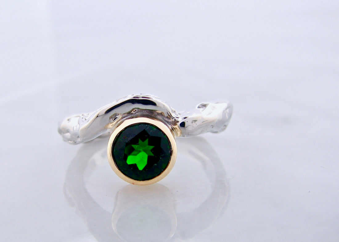 Secret Garden Bezel Chrome Diopside Two-Tone Ring