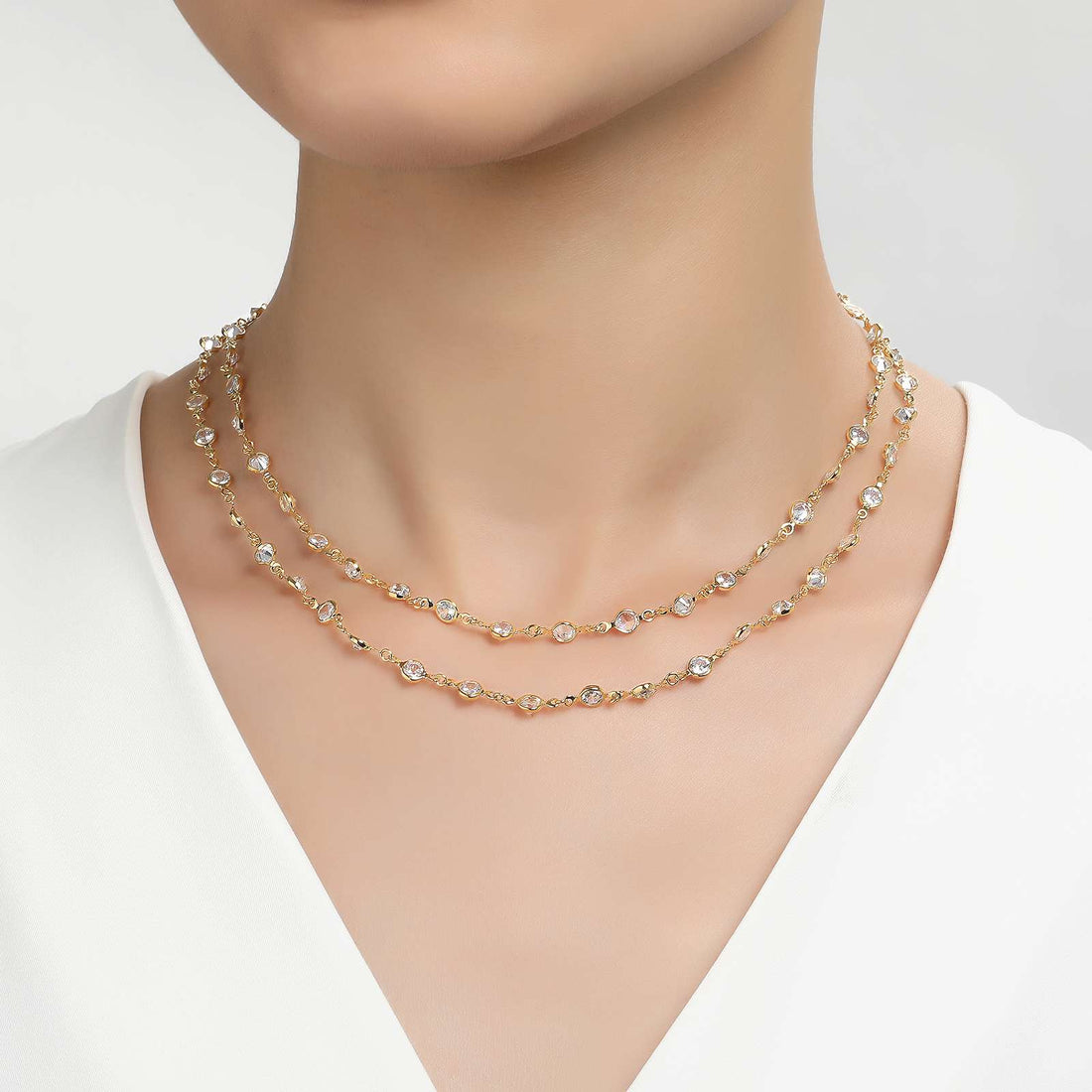 Dazzling Station Round Sparkle Chain