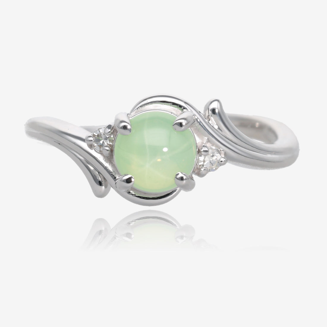 Sweetheart Mint Star Sapphire Ring in Silver