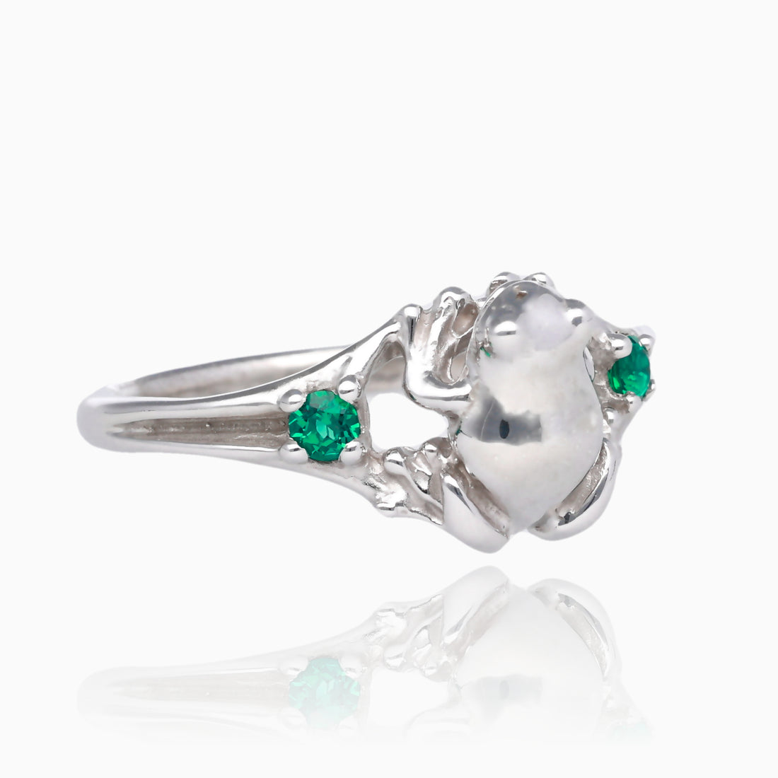 Itty Bitty Frog Ring in Silver and Emerald