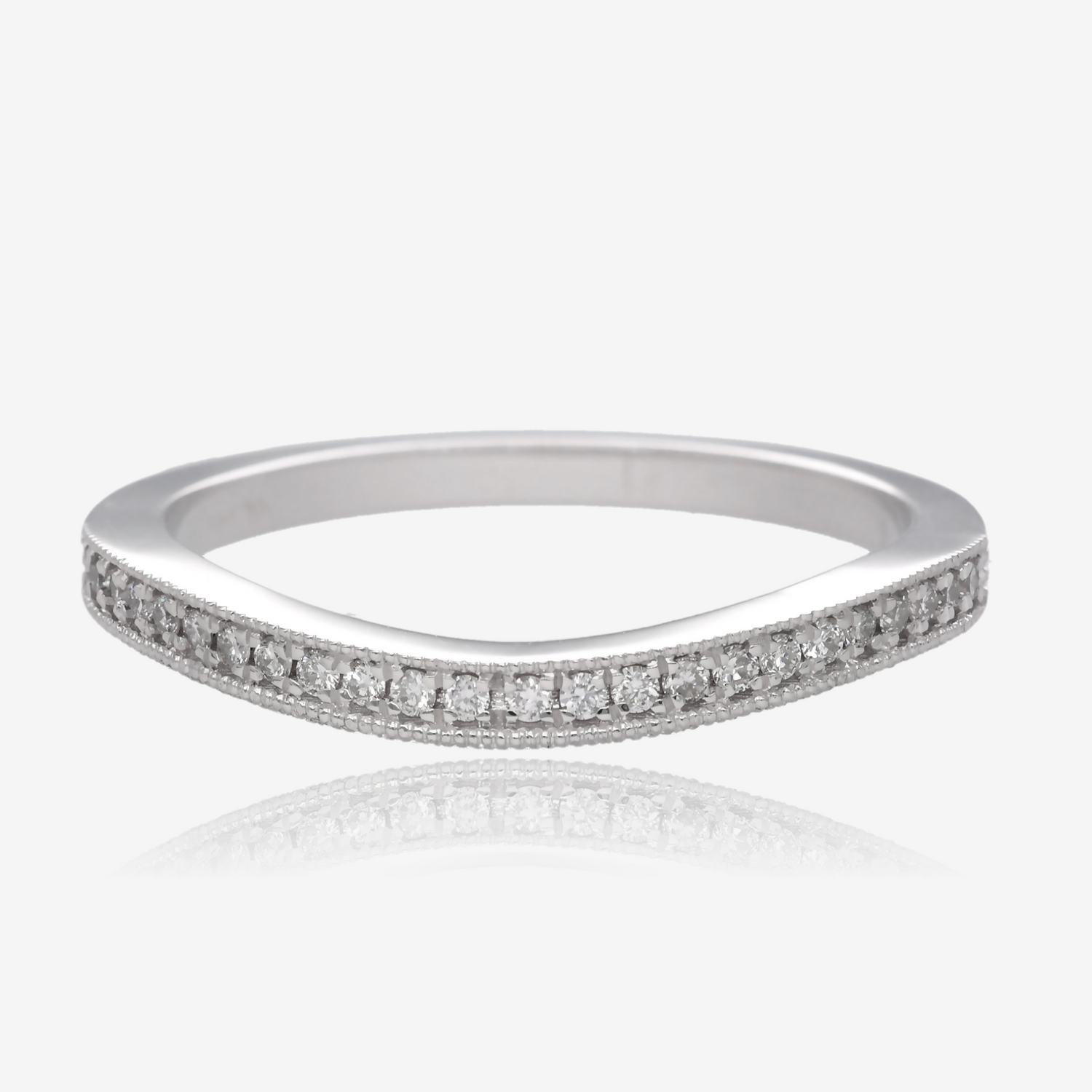 1/3ctw Vintage Natural Diamond Contour Band