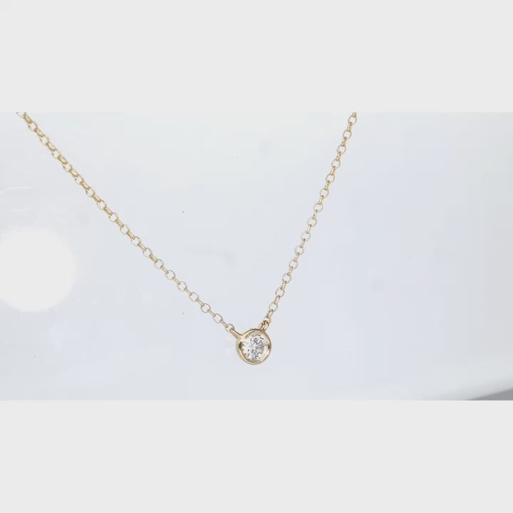 Elegant Round Brilliant Natural Diamond Necklace