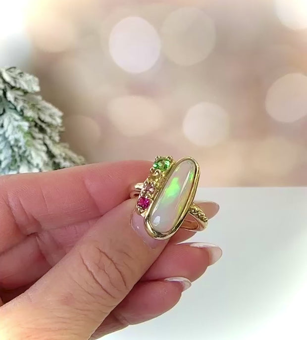 Emerald Gold Ring//24k Gold Gem Ring//green Stone Gold Ring//gold Multi  Stone Ring//artisan Gold Ring //rustic Gold Ring//gold Wide Ring - Etsy