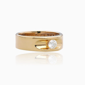Golden Edge Diamond Ring