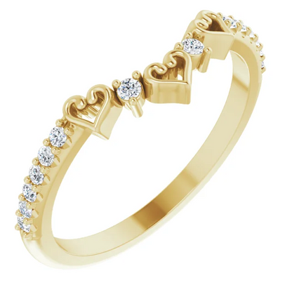 14KY 1/6 CTW Natural Diamond Heart Contour Band