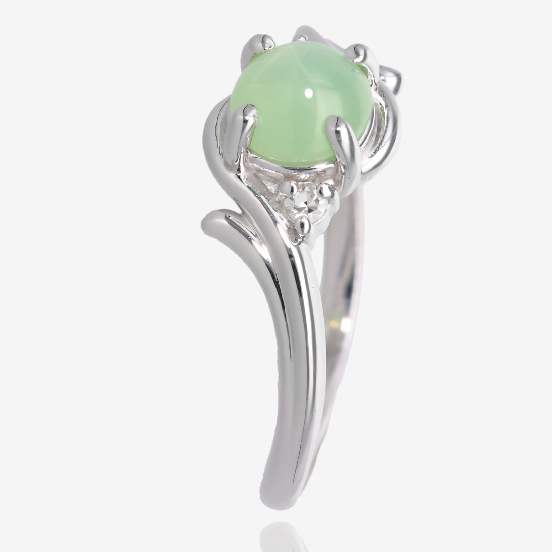 Sweetheart Mint Star Sapphire Ring in Silver