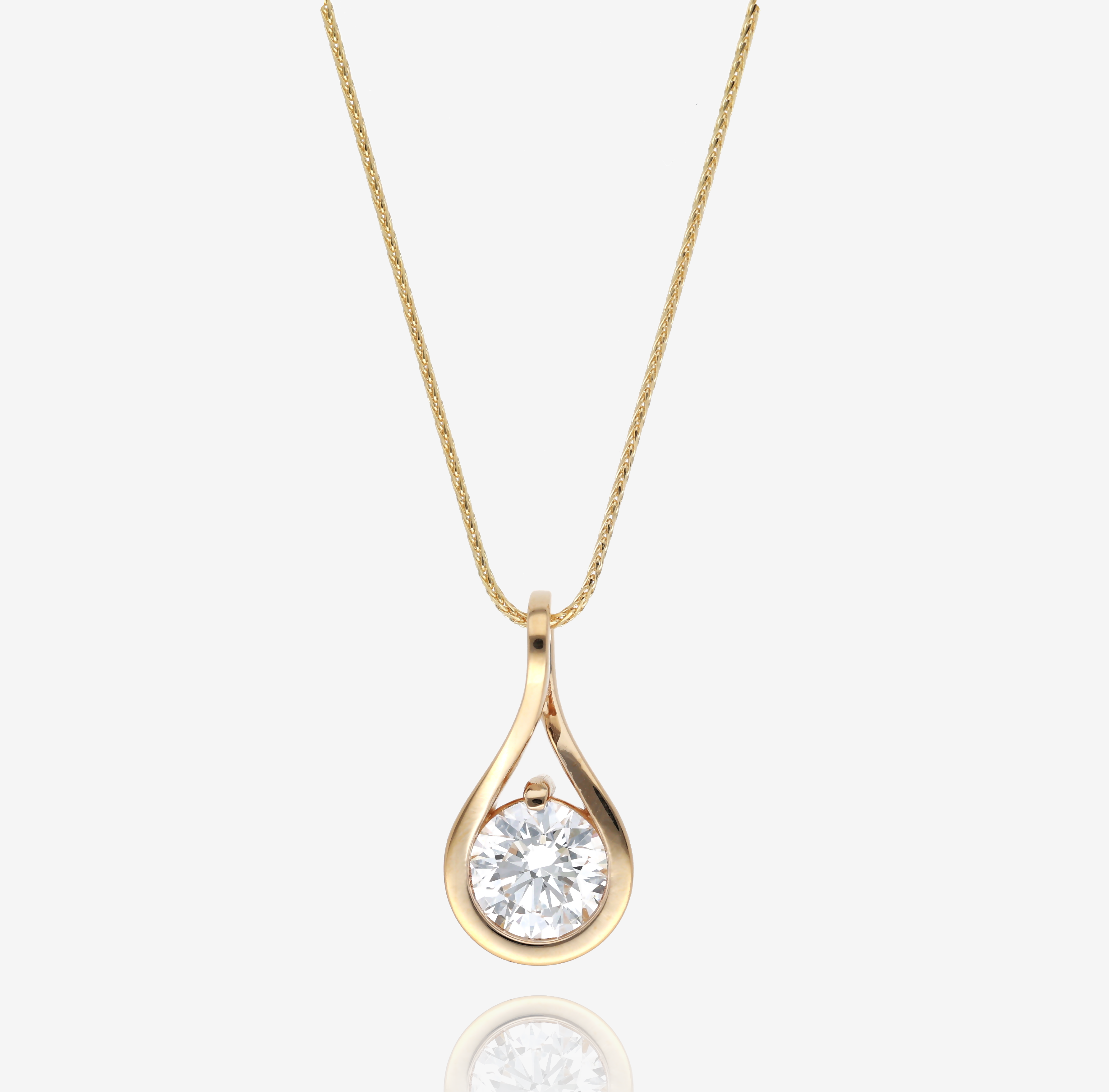 Infinite Shine Sustainable Diamond and Gold Pendant