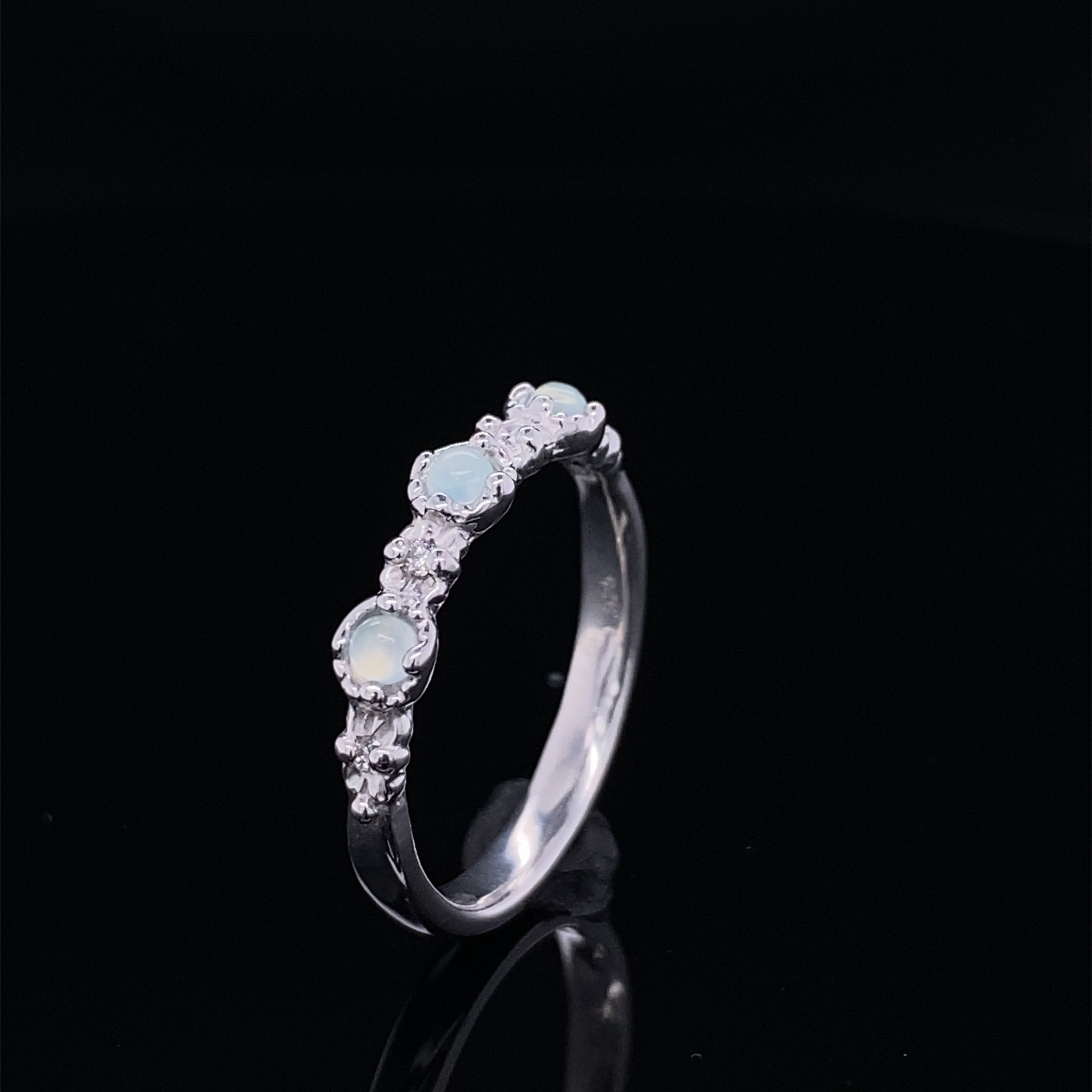 Aquamarine Droplets and Diamond Silver Treasure Band