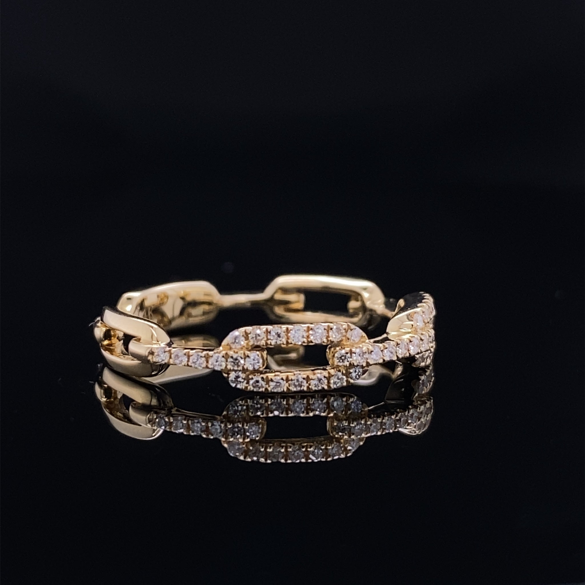 Diamond Pav&amp;eacute; Chain Link Iconic Ring