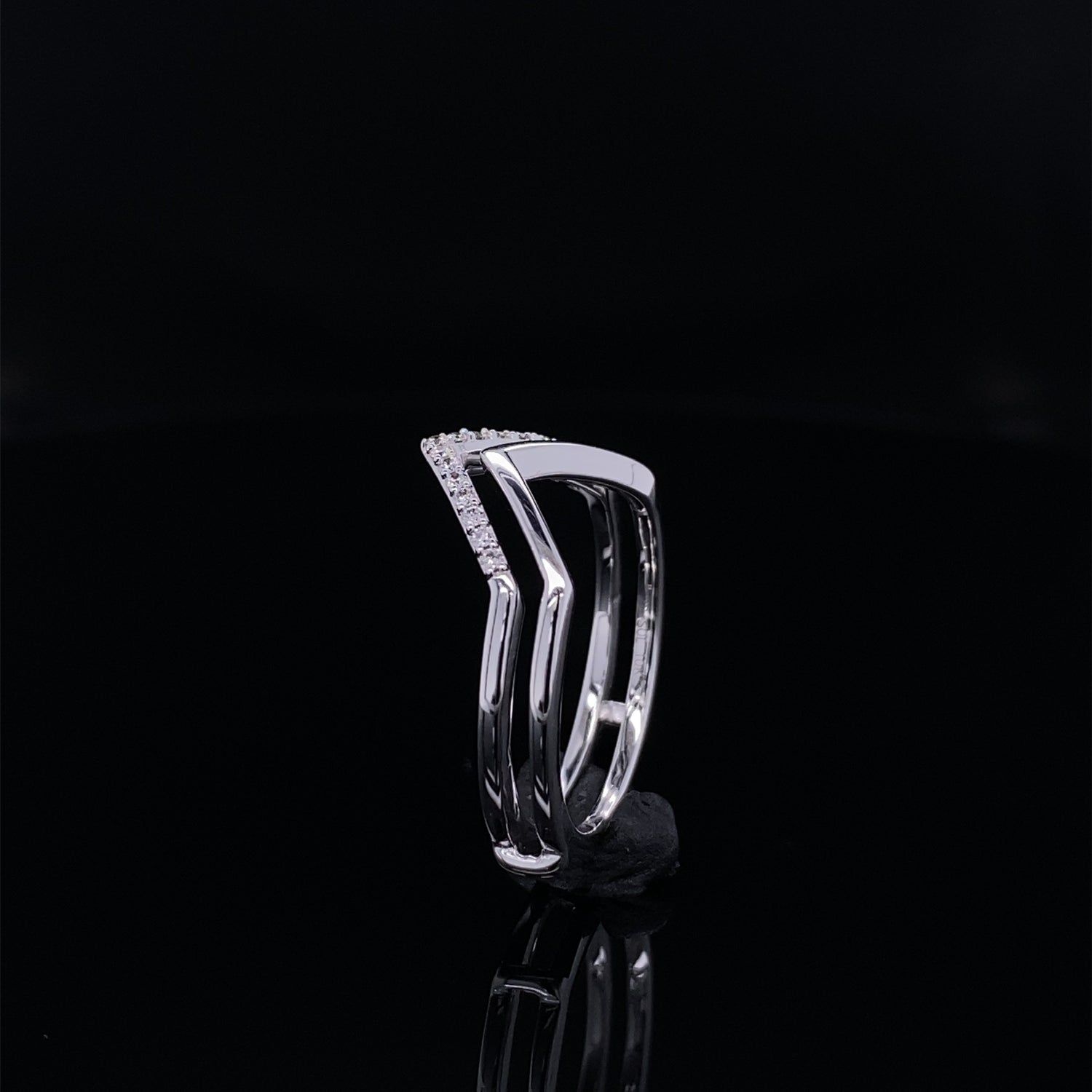 Negative Space Double Diamond Chevron Ring Enhancer