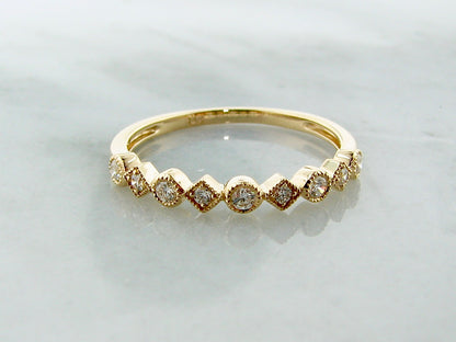 Deco Minimalist Milgrain Diamond Band