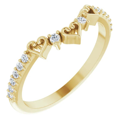 14KY 1/6 CTW Natural Diamond Heart Contour Band